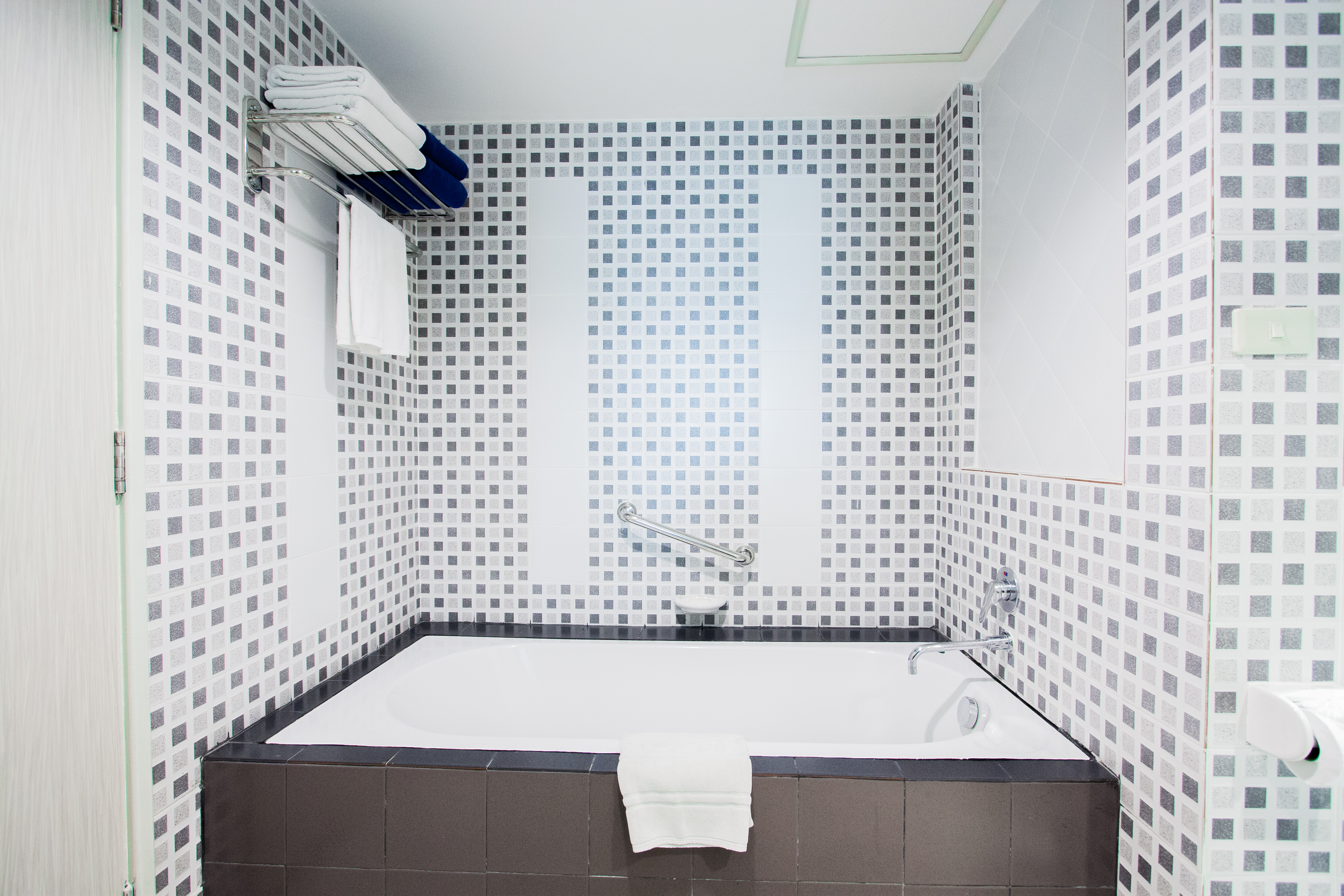 Double or Twin Deluxe