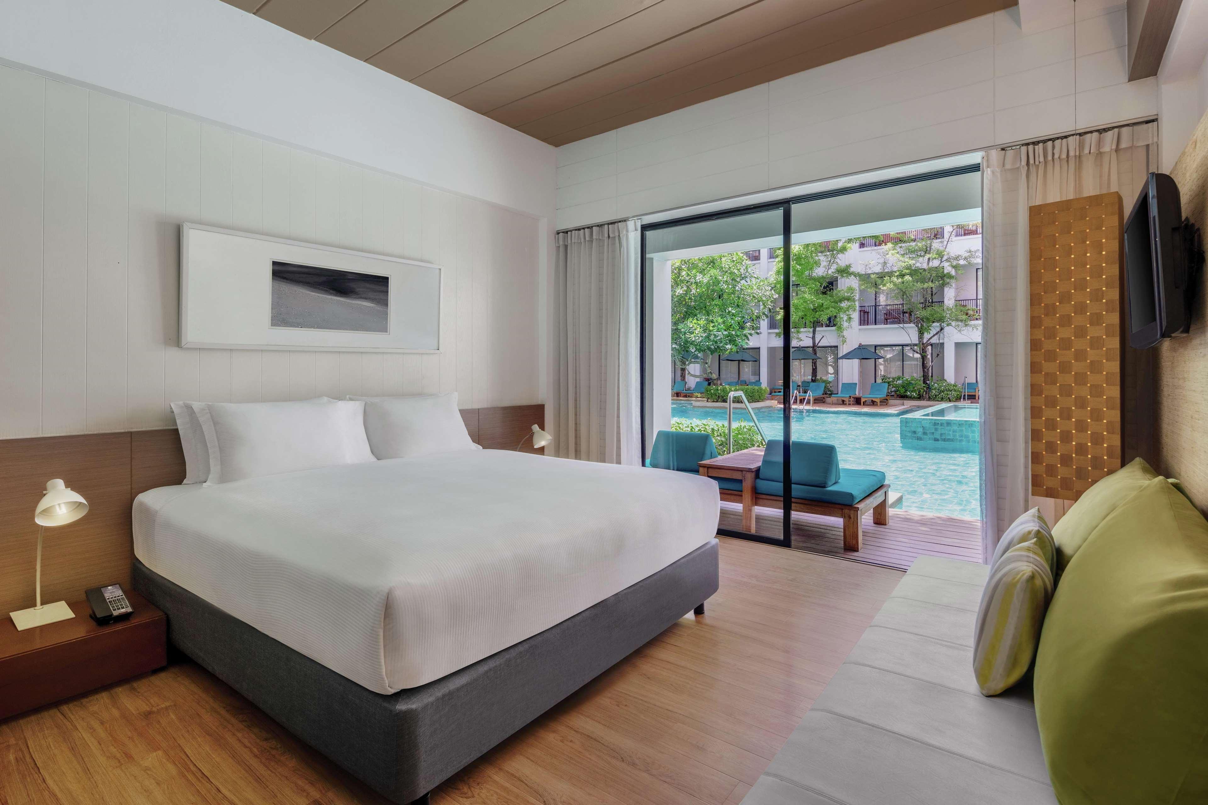 Room Premium King Bed