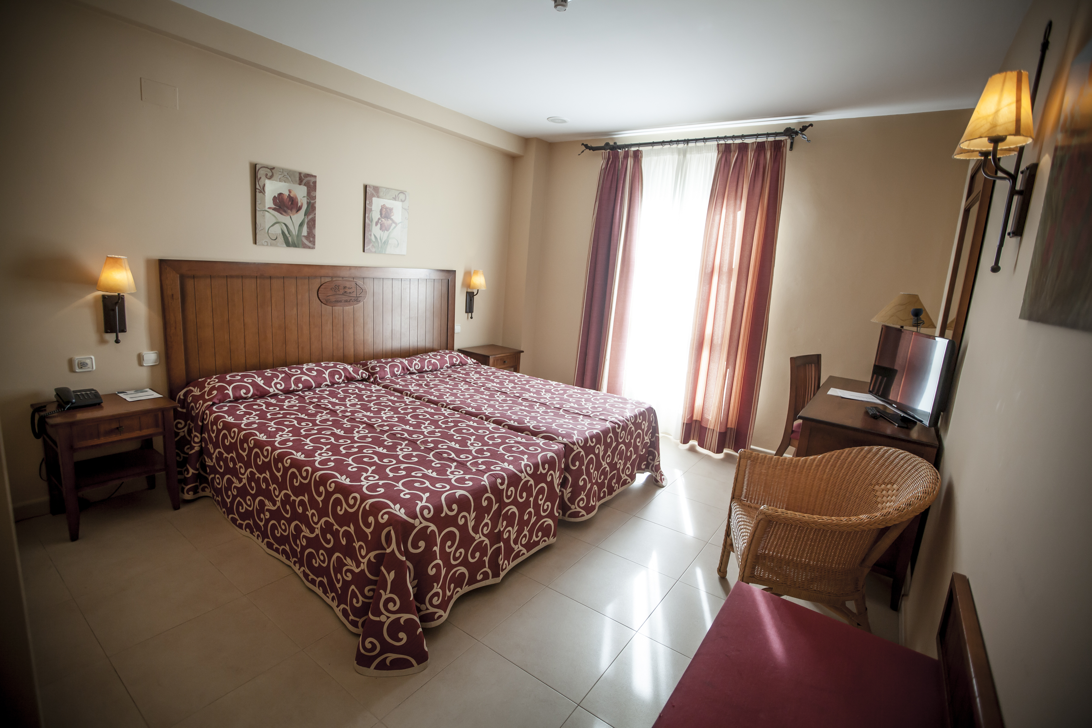 Double or Twin Standard