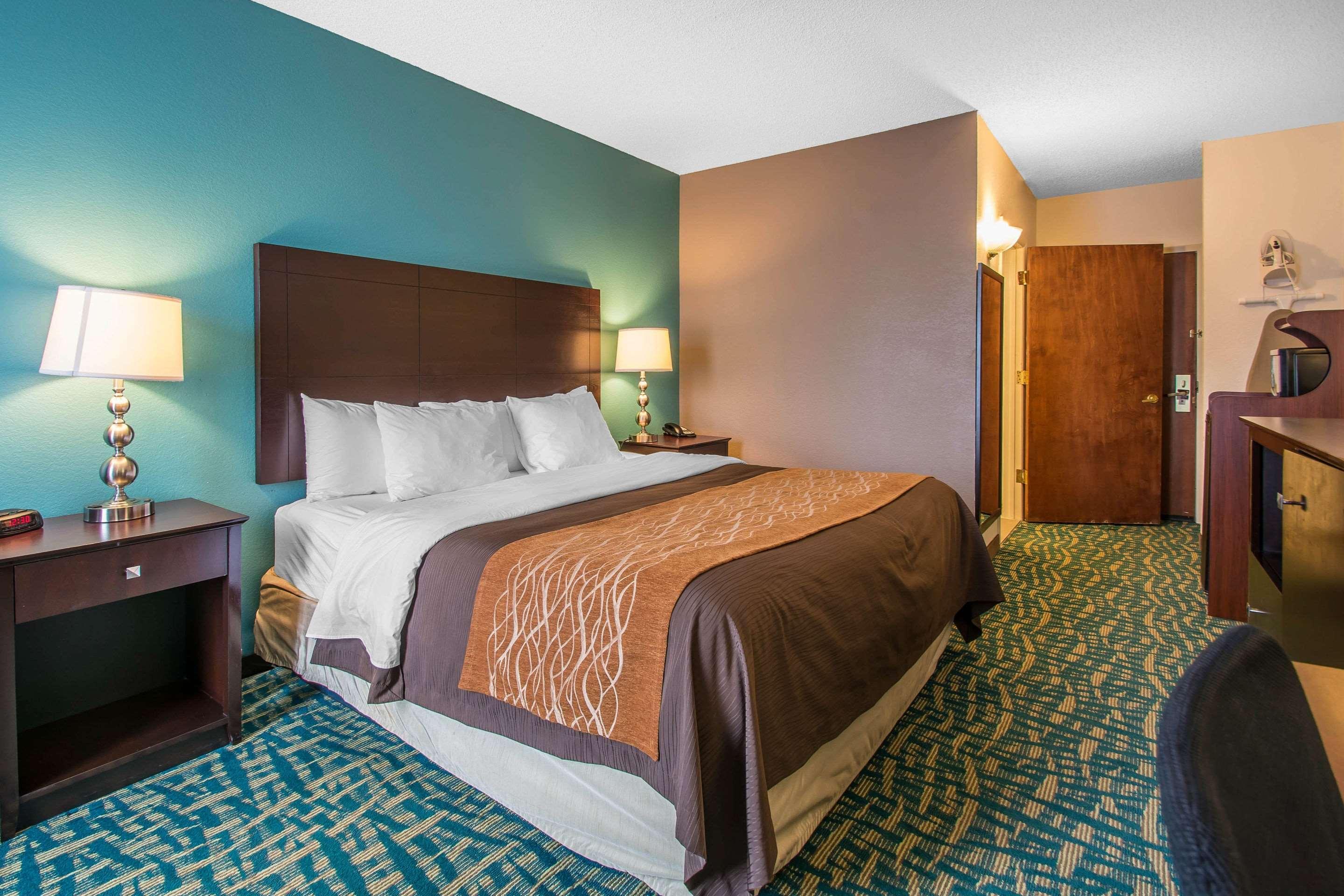 Double King Bed Non Smoking