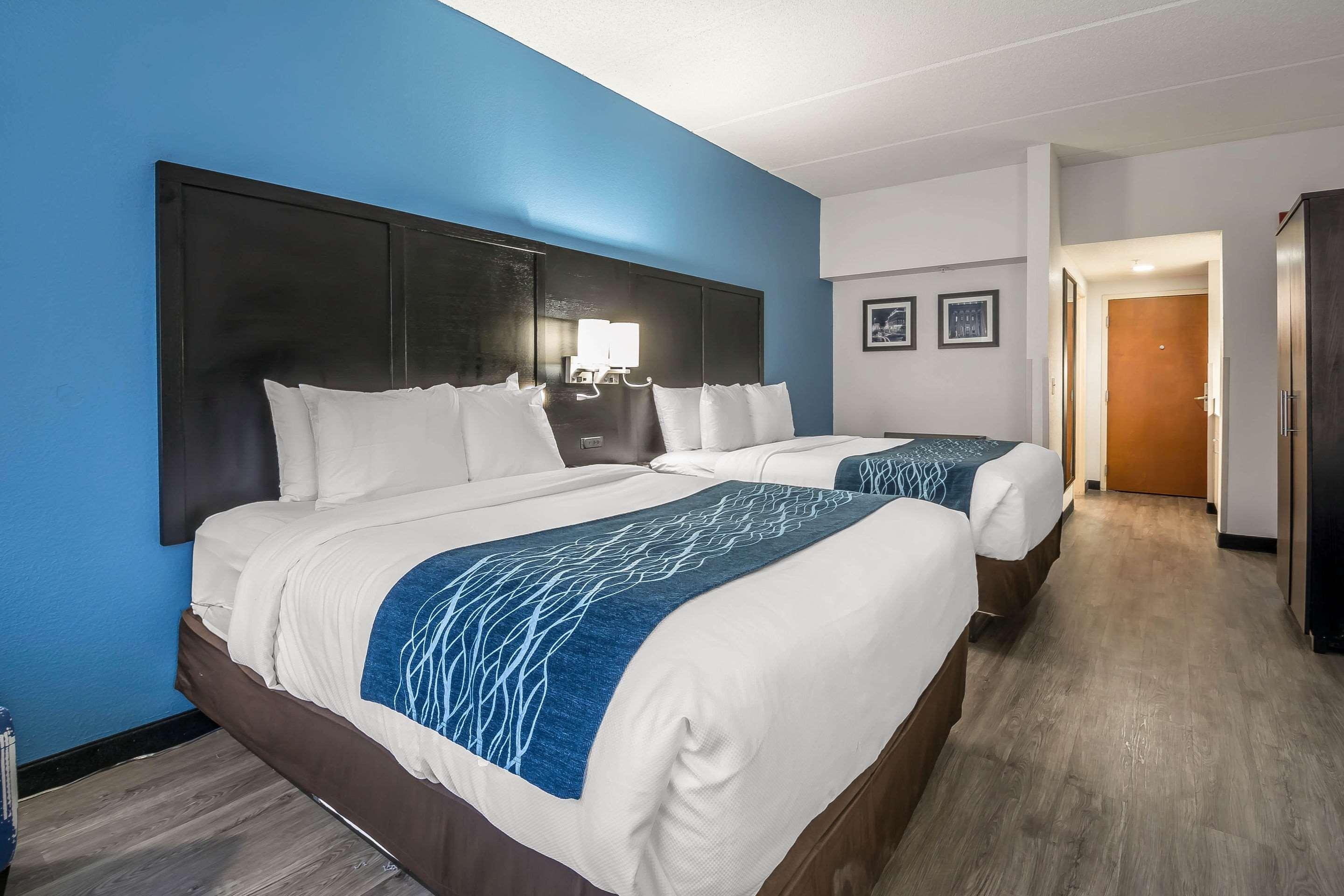 Double Two Queen Beds