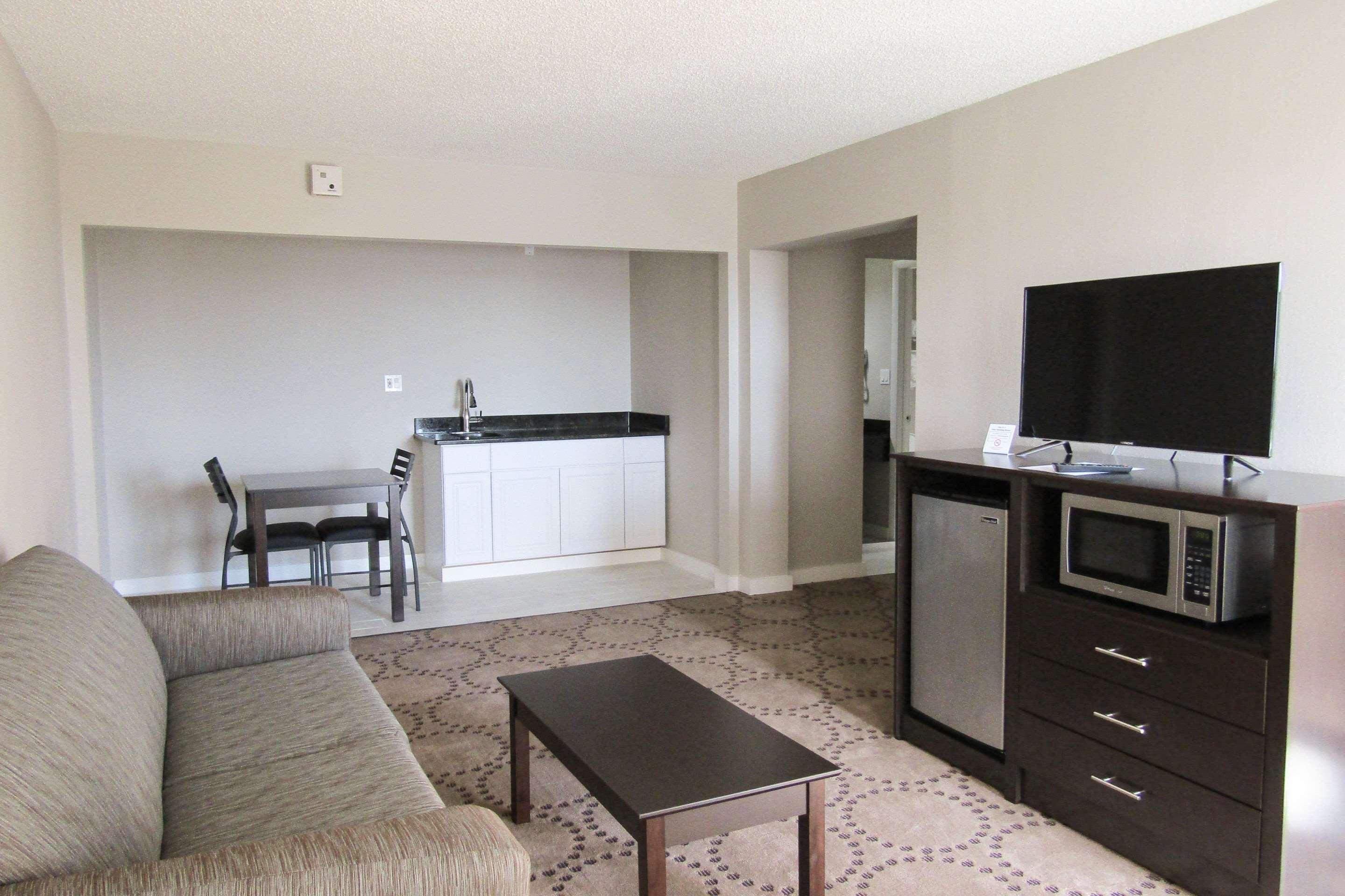 Suite Two Double Beds