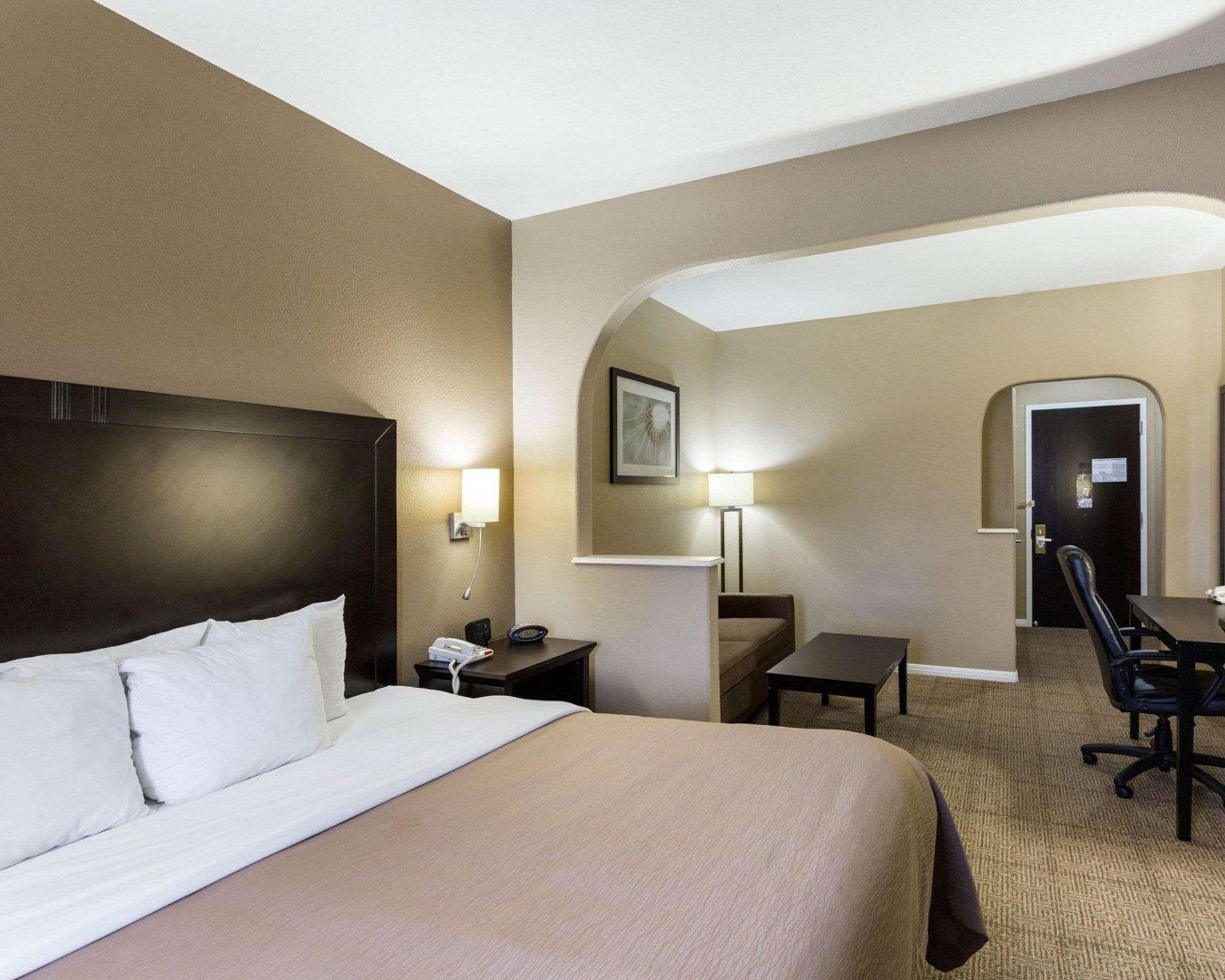 Suite King Bed Non Smoking