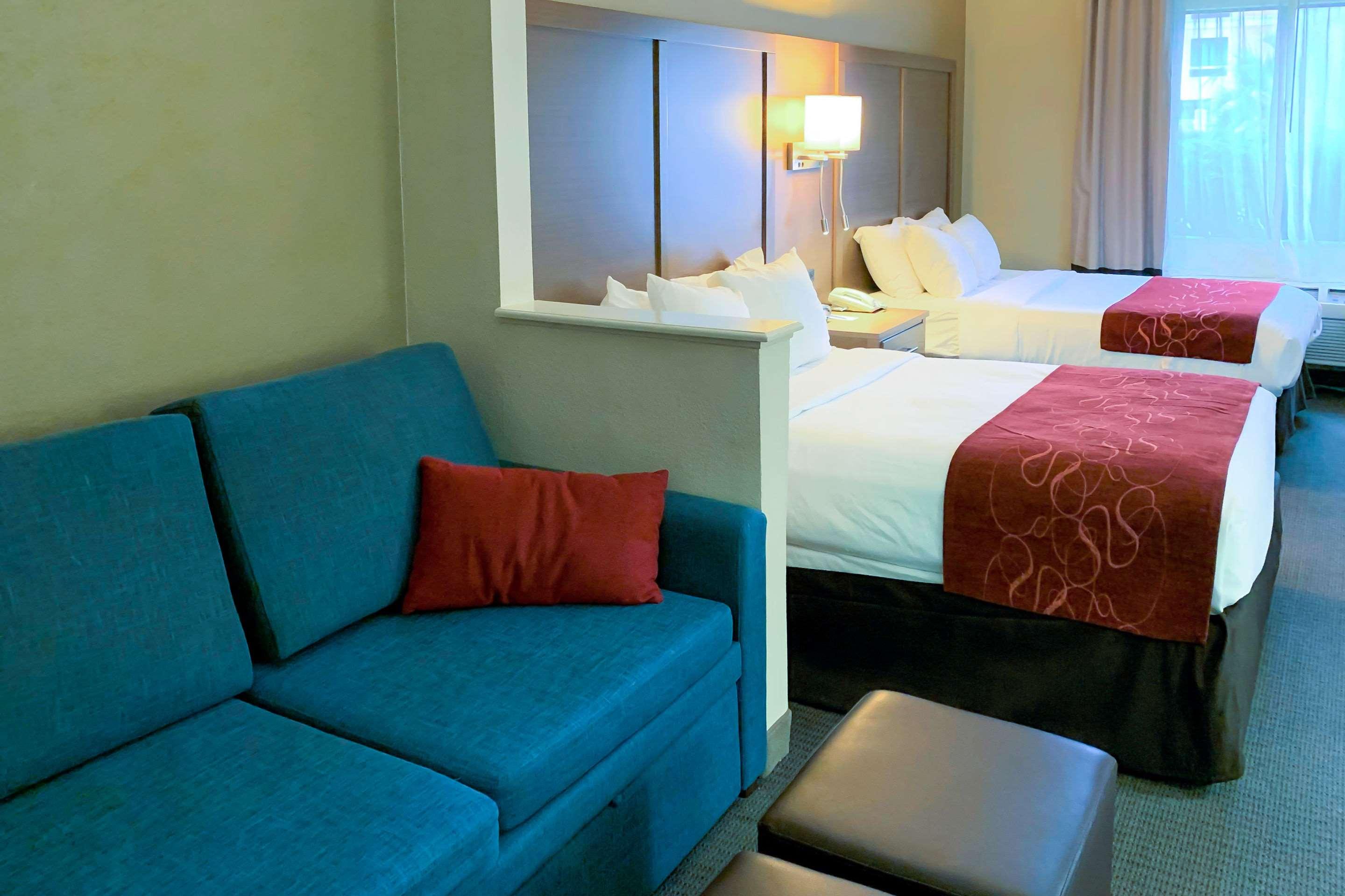 Suite Two Double Beds Non Smoking