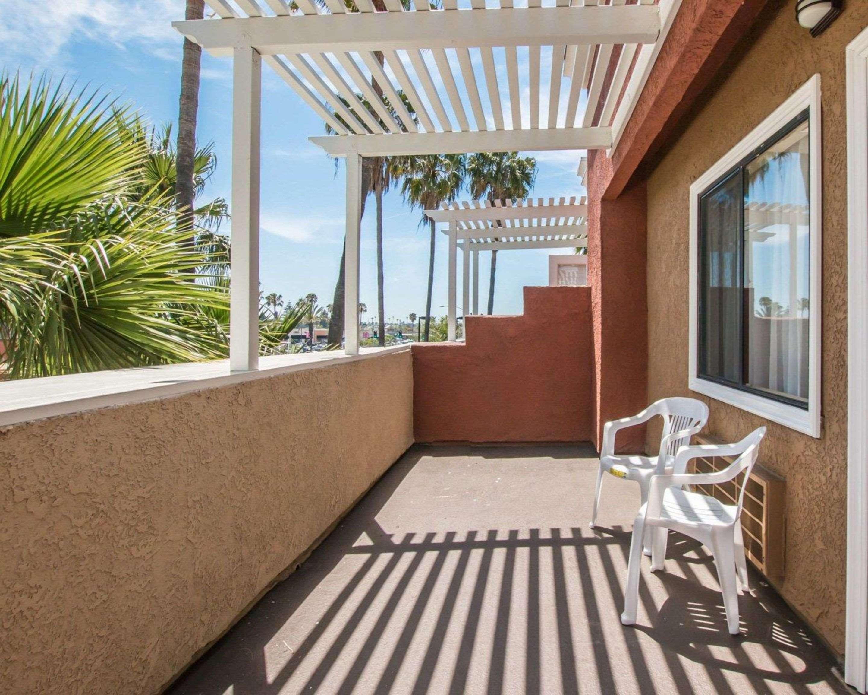 Suite King Bed Non Smoking