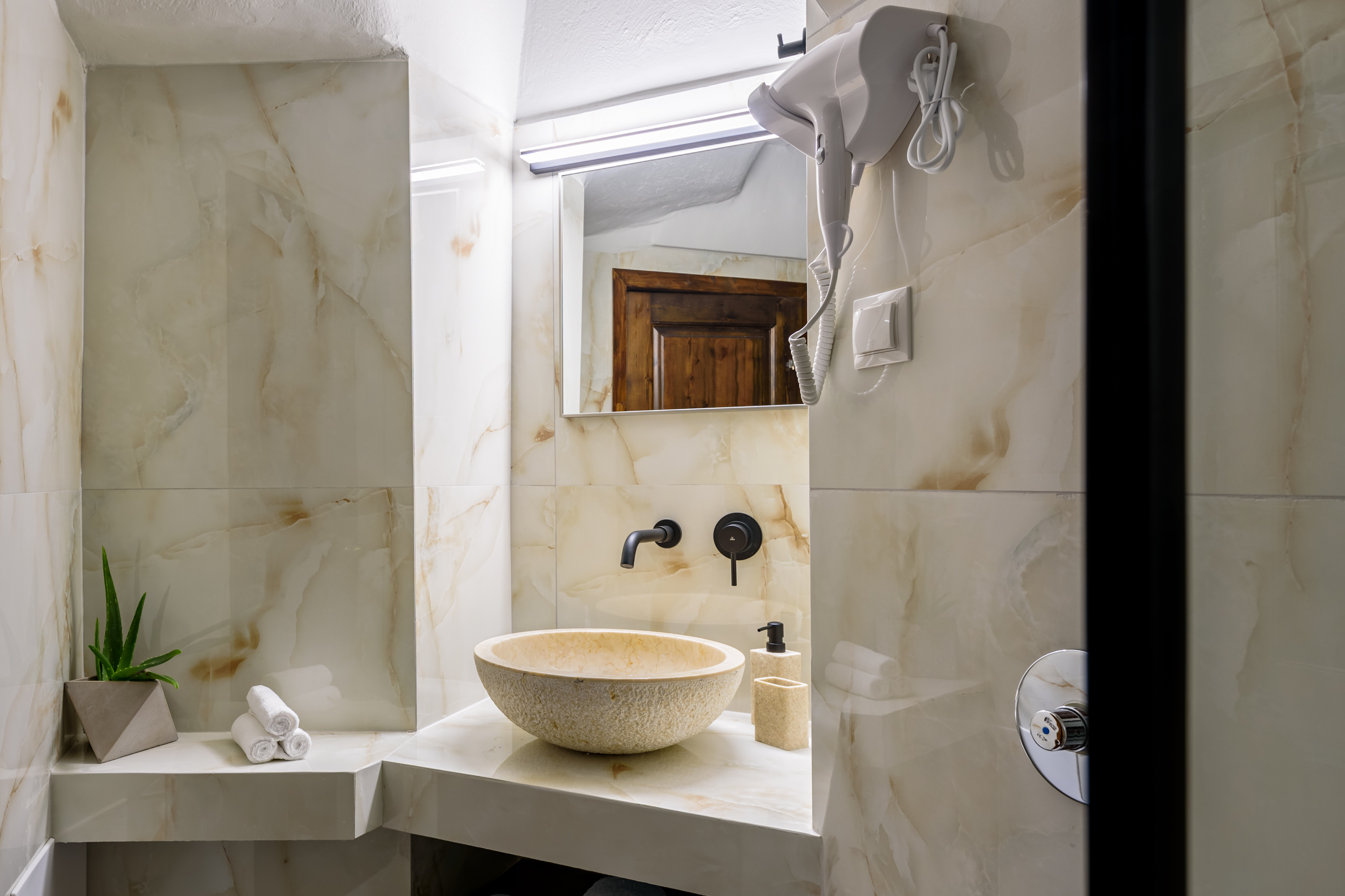 Double or Twin Standard