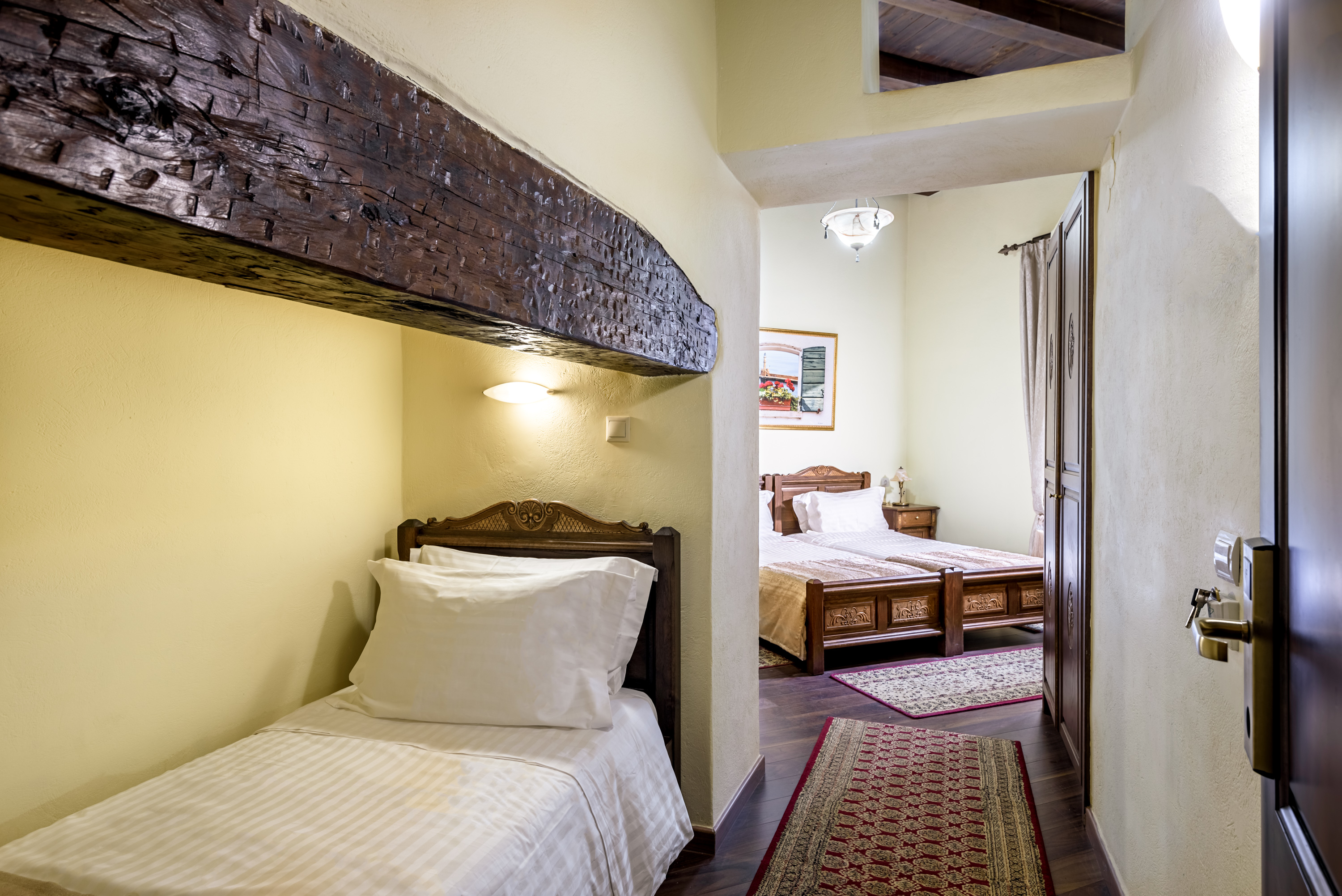 Double or Twin Standard