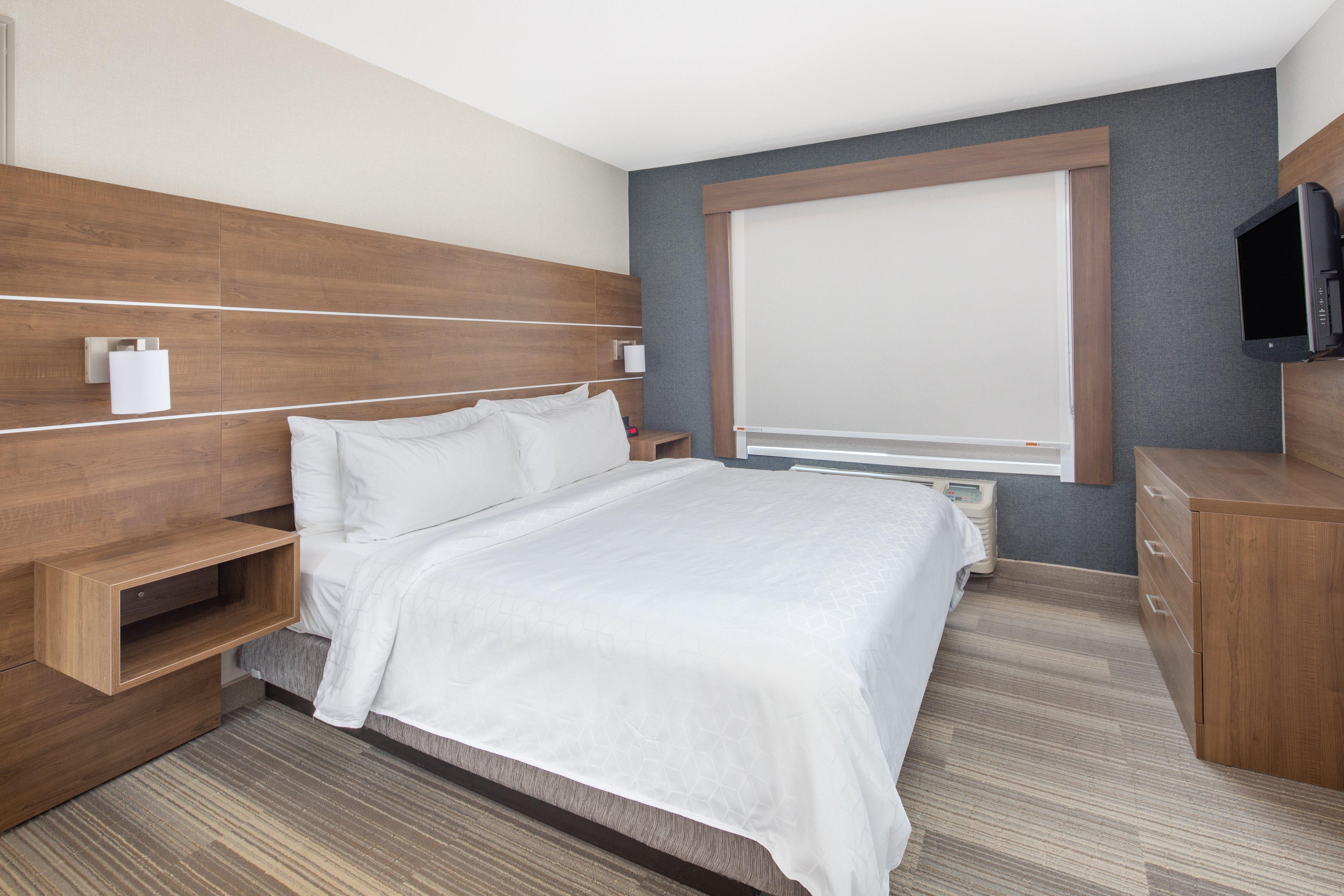 Double Queen Size Bed