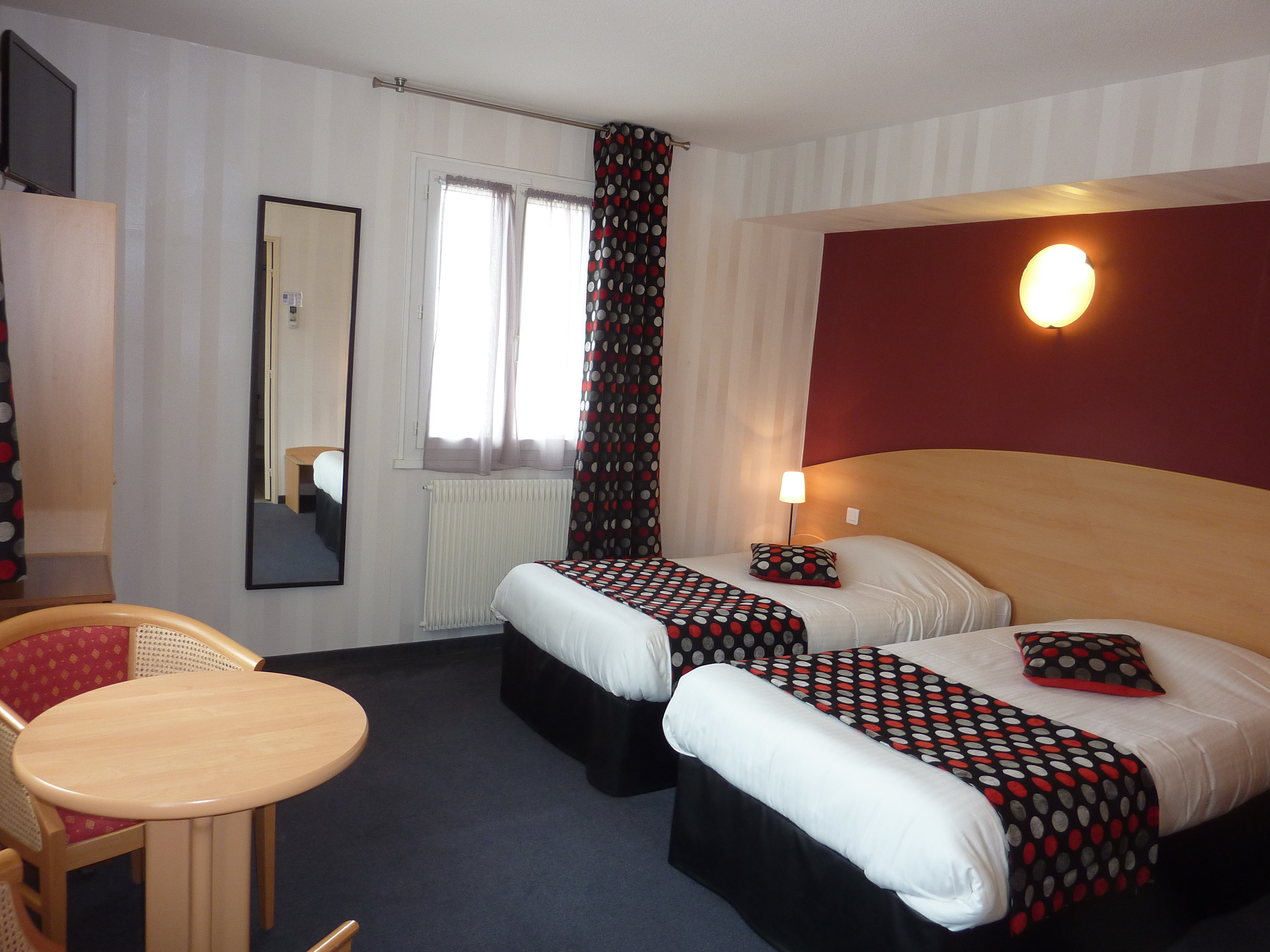 Double or Twin Standard