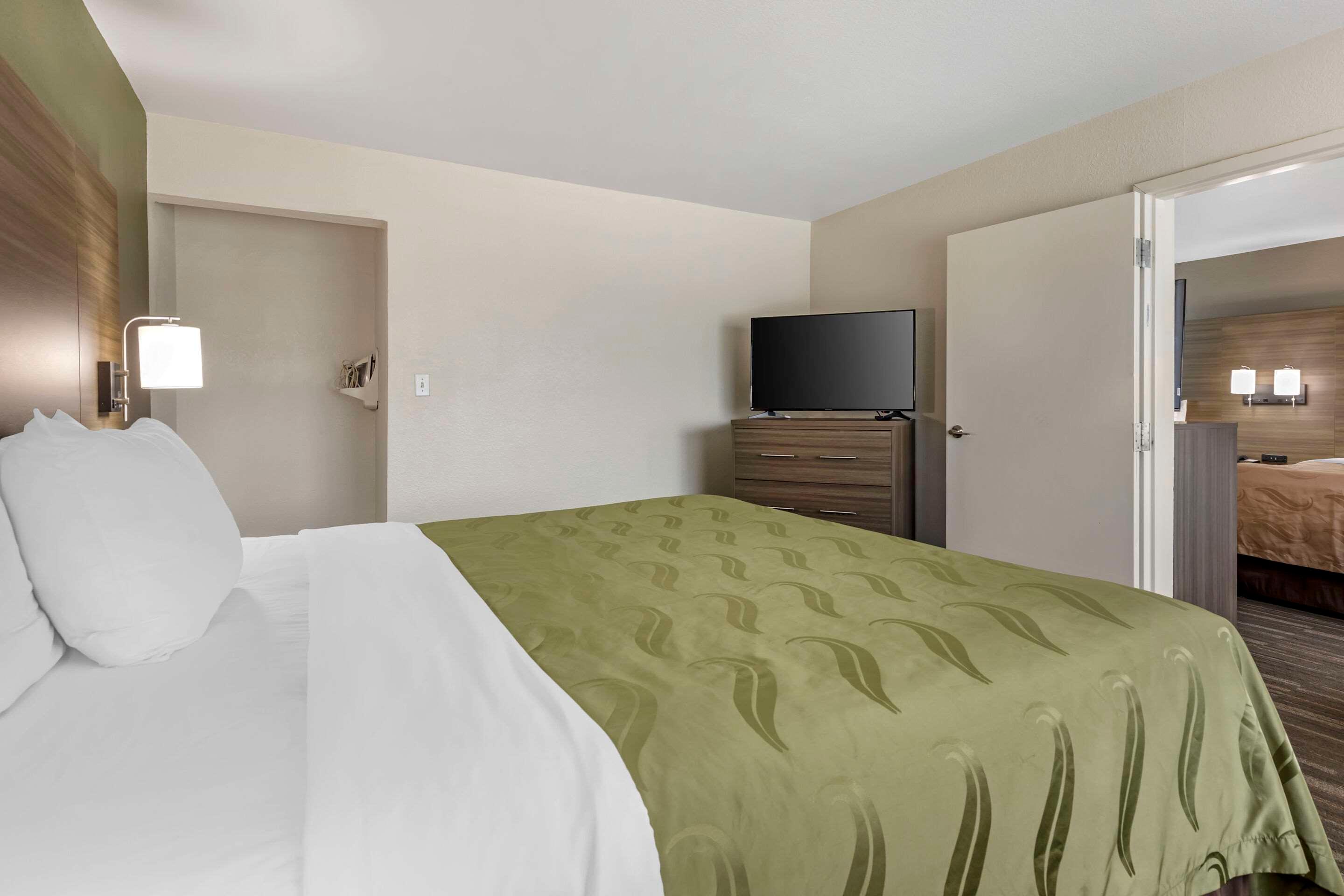 Double Two Queen Beds