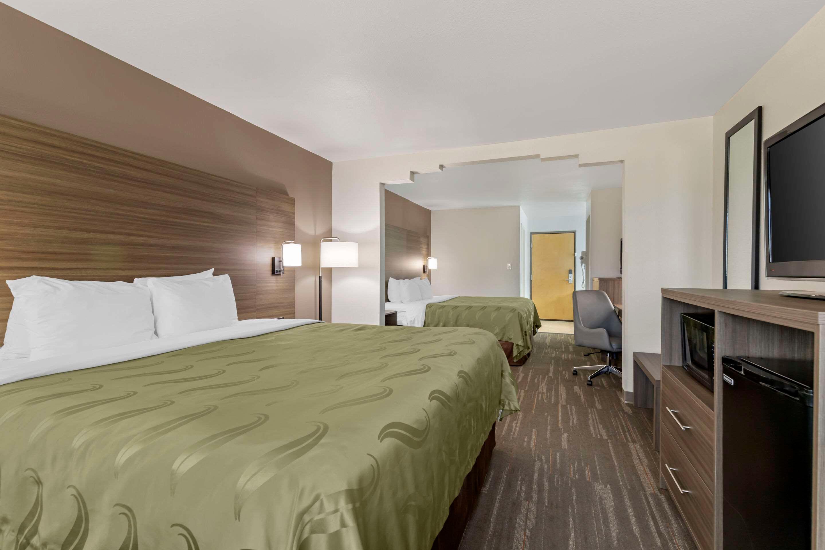 Double Two Queen Beds Non Smoking