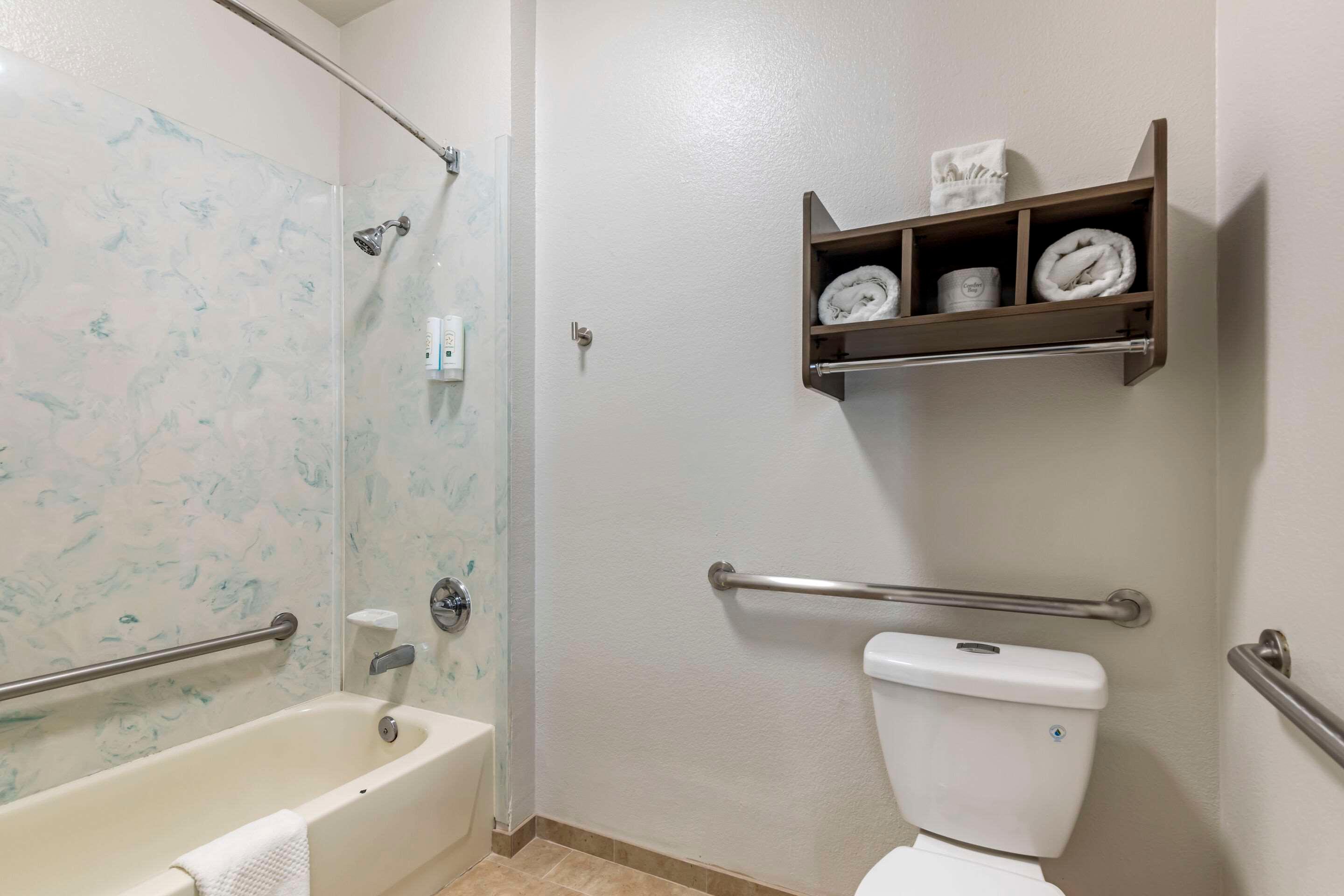 Double King Bed Non Smoking