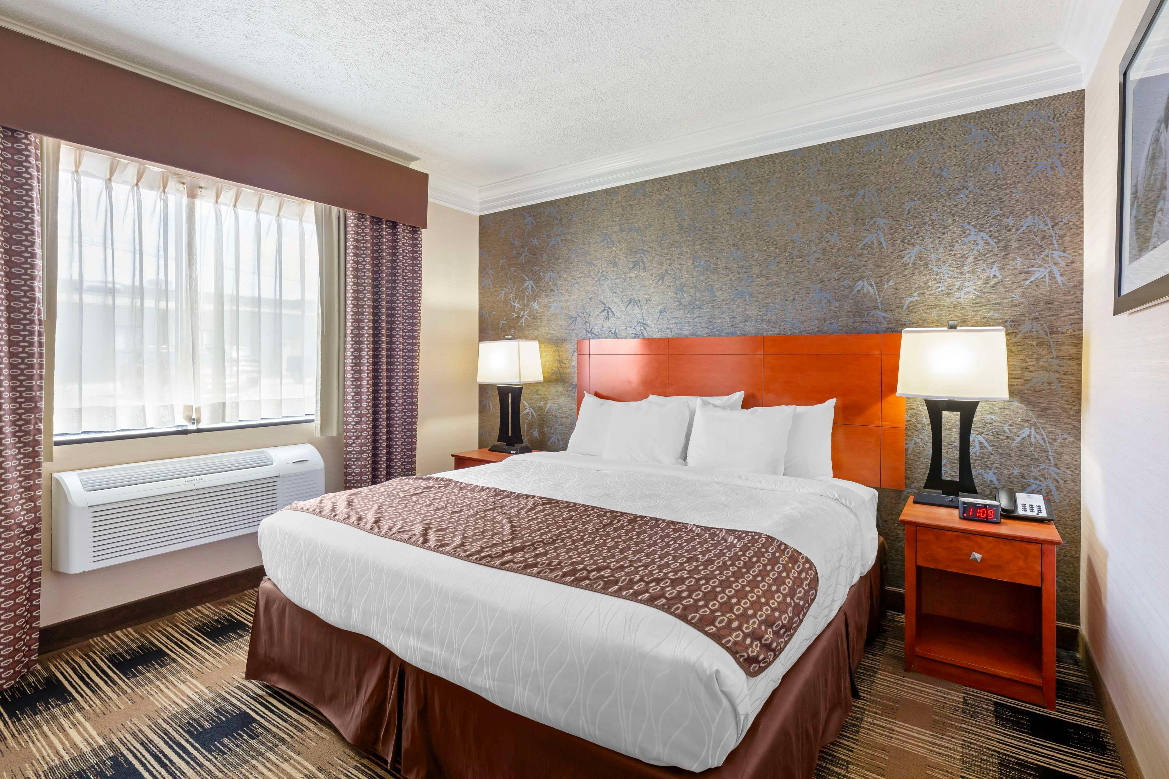 Double Executive King Bed