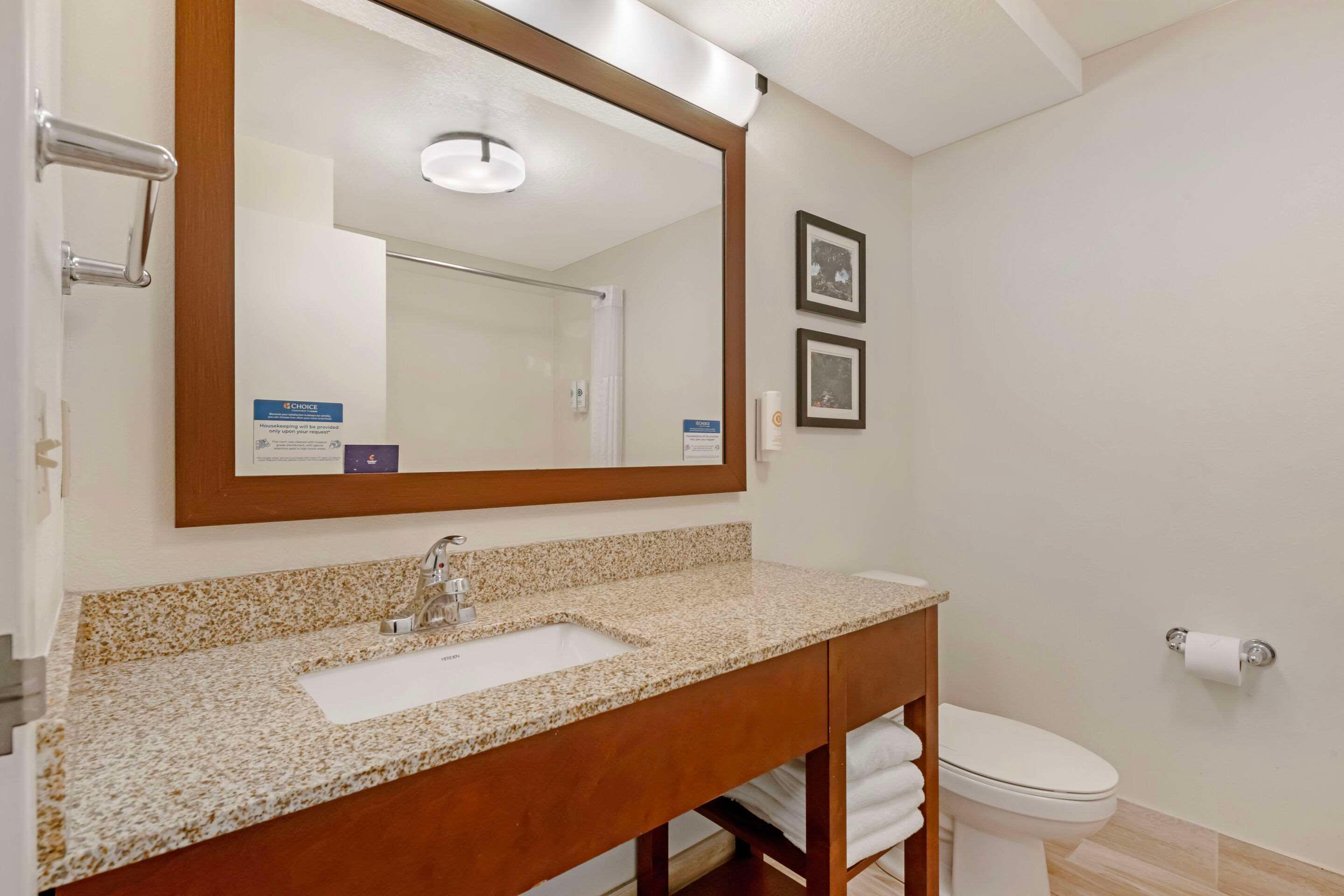 Suite Two Double Beds Non Smoking