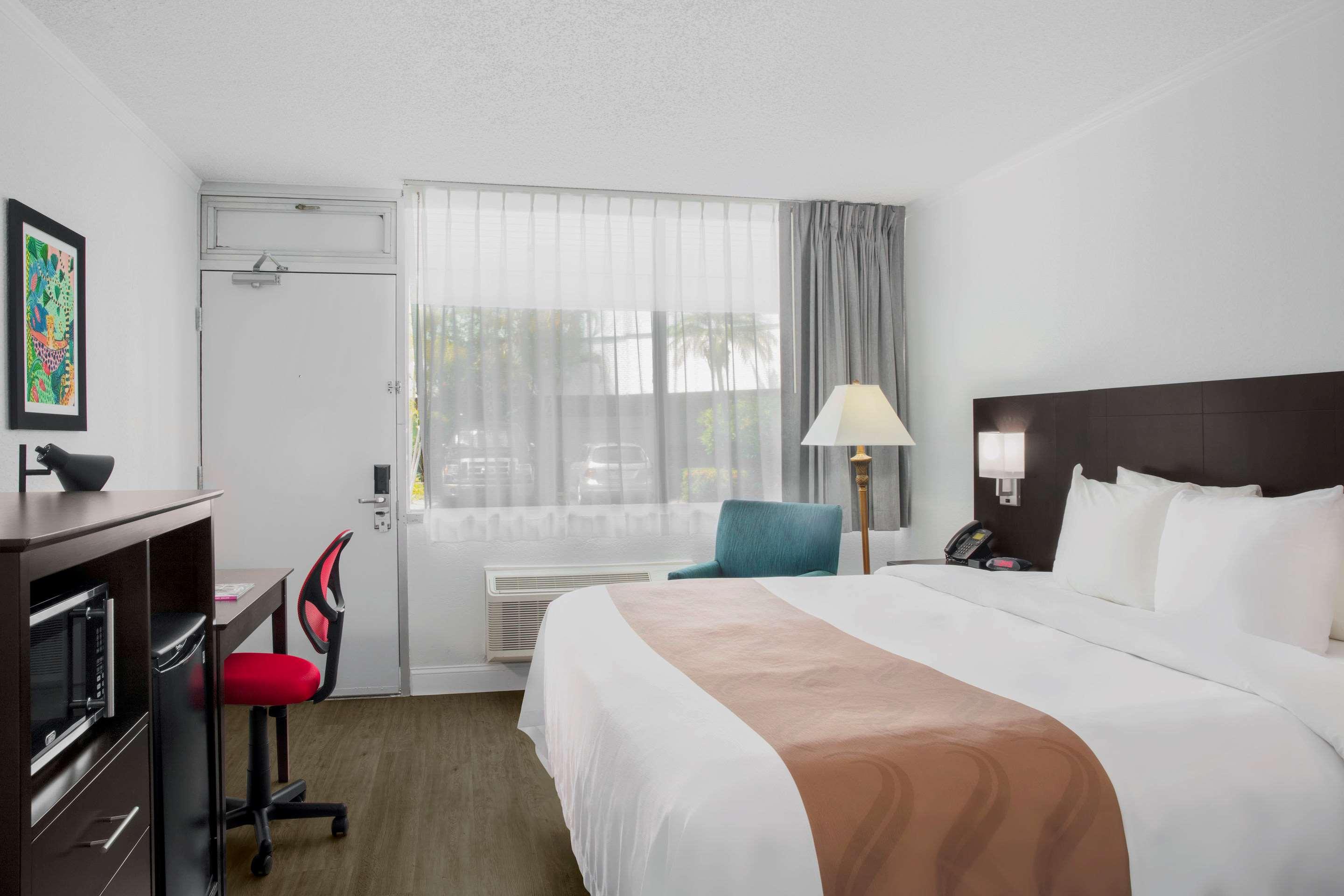 Double King Bed Non Smoking