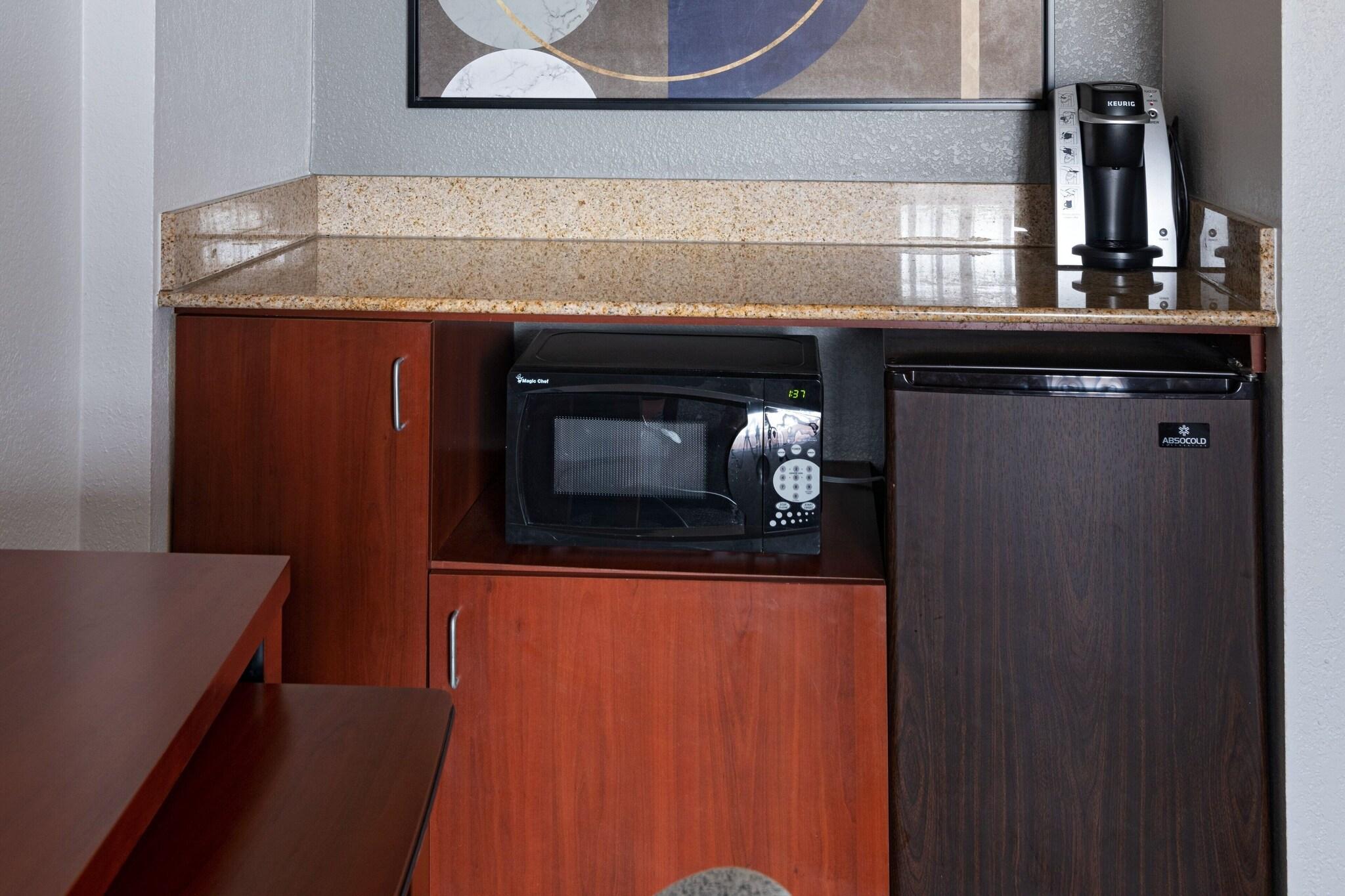 Suite King Bed One Bedroom 