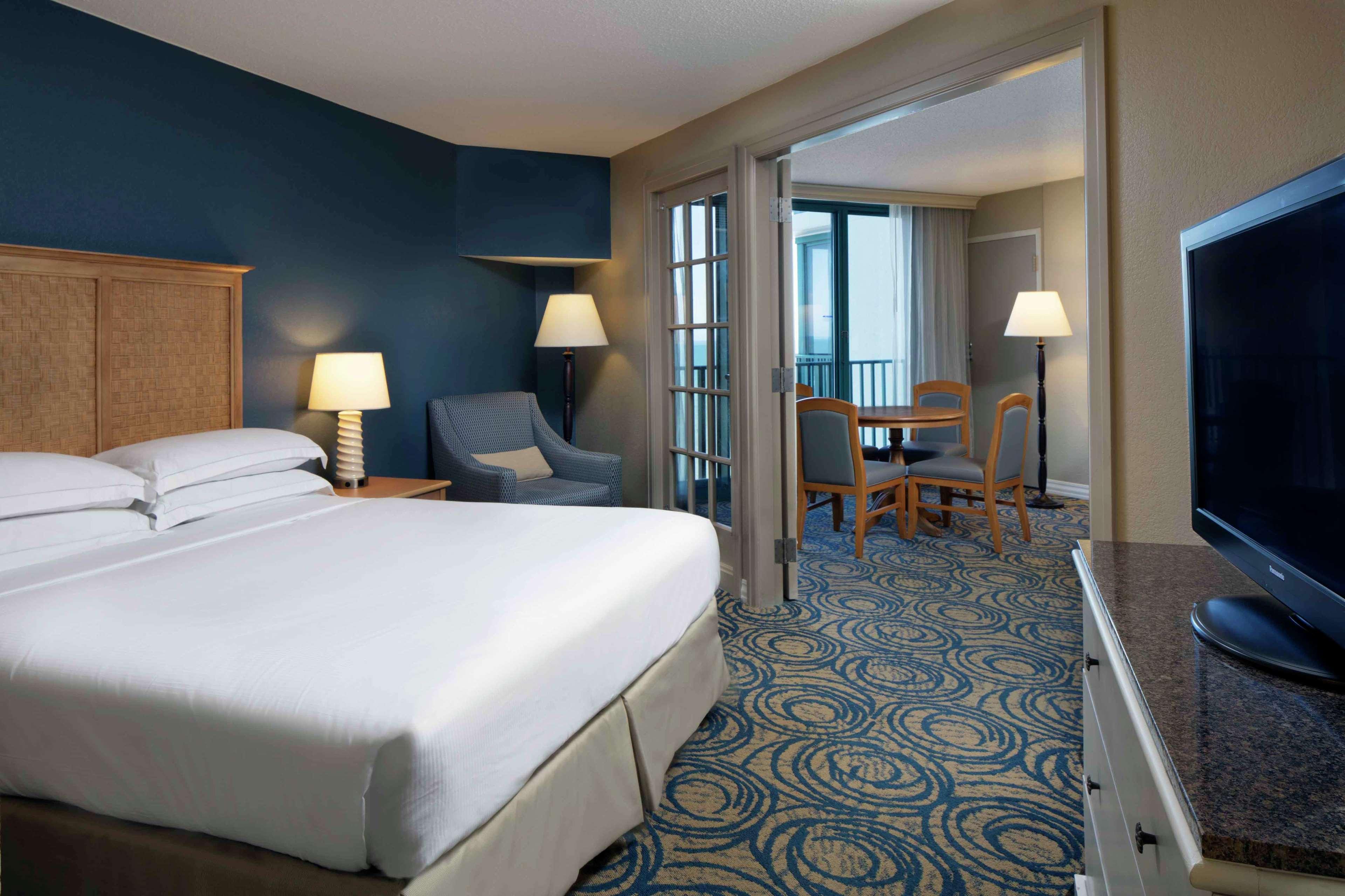 Suite Ocean Front King Bed