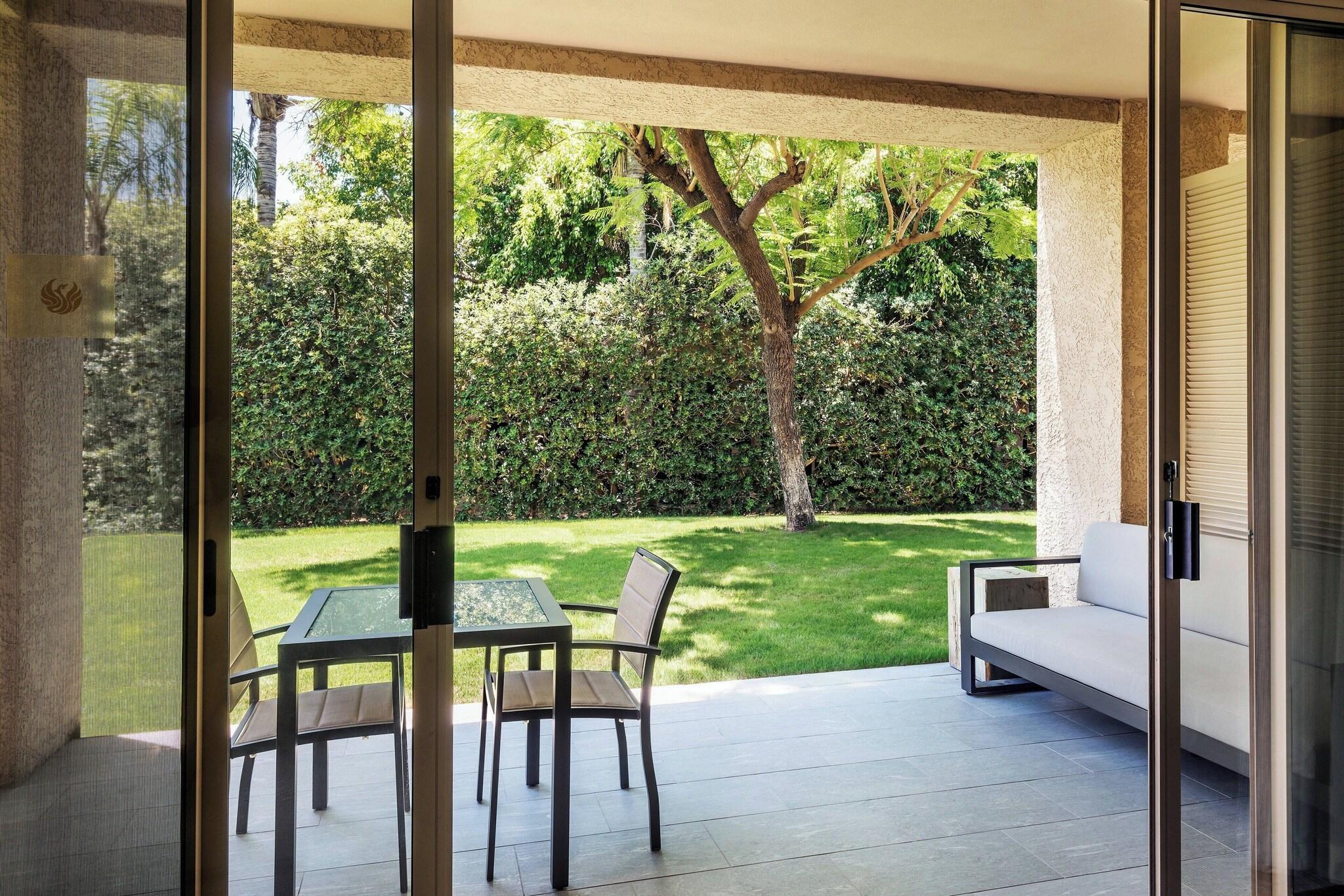 Double Deluxe King Bed