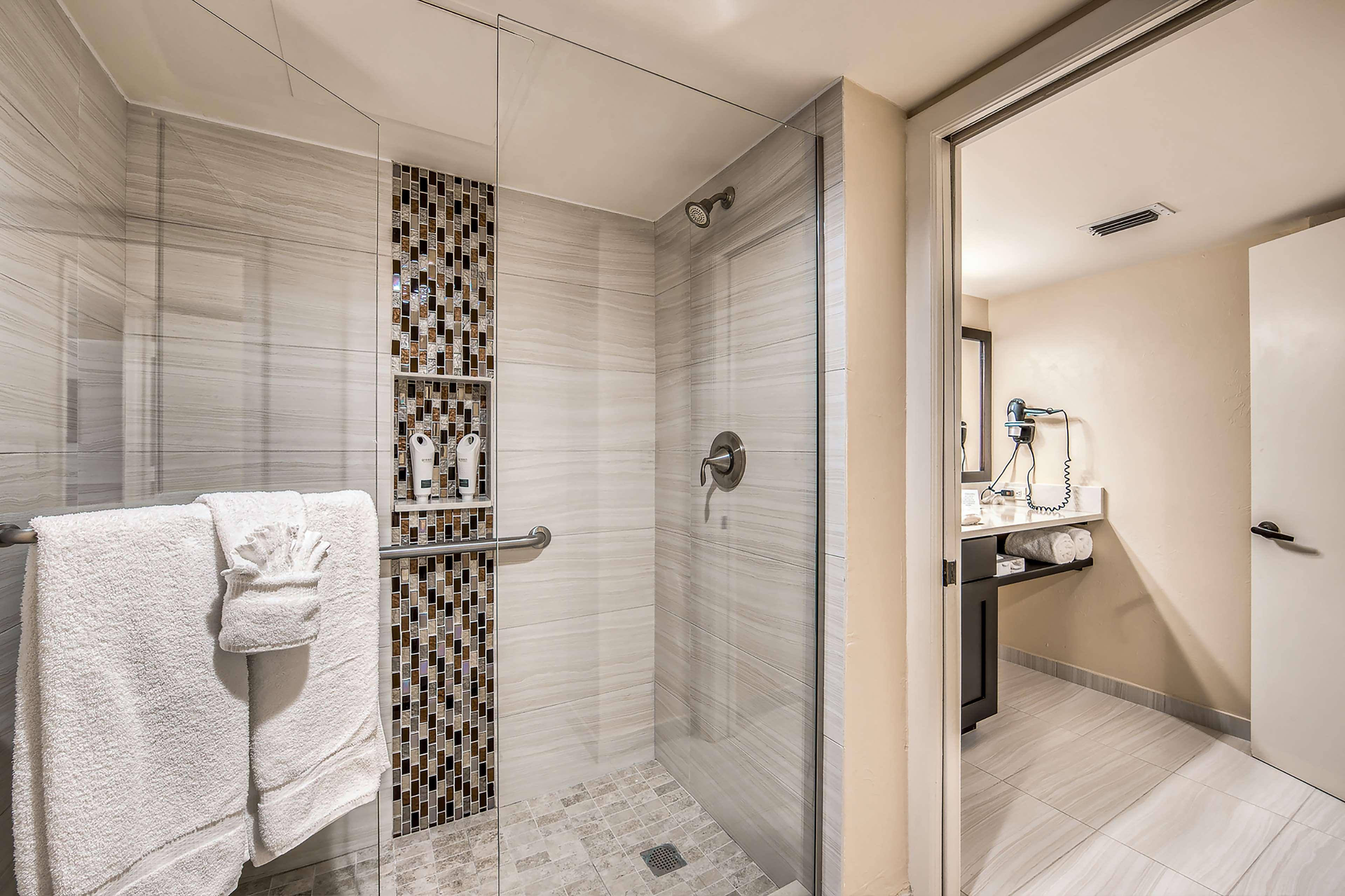 Double Accessible with Views