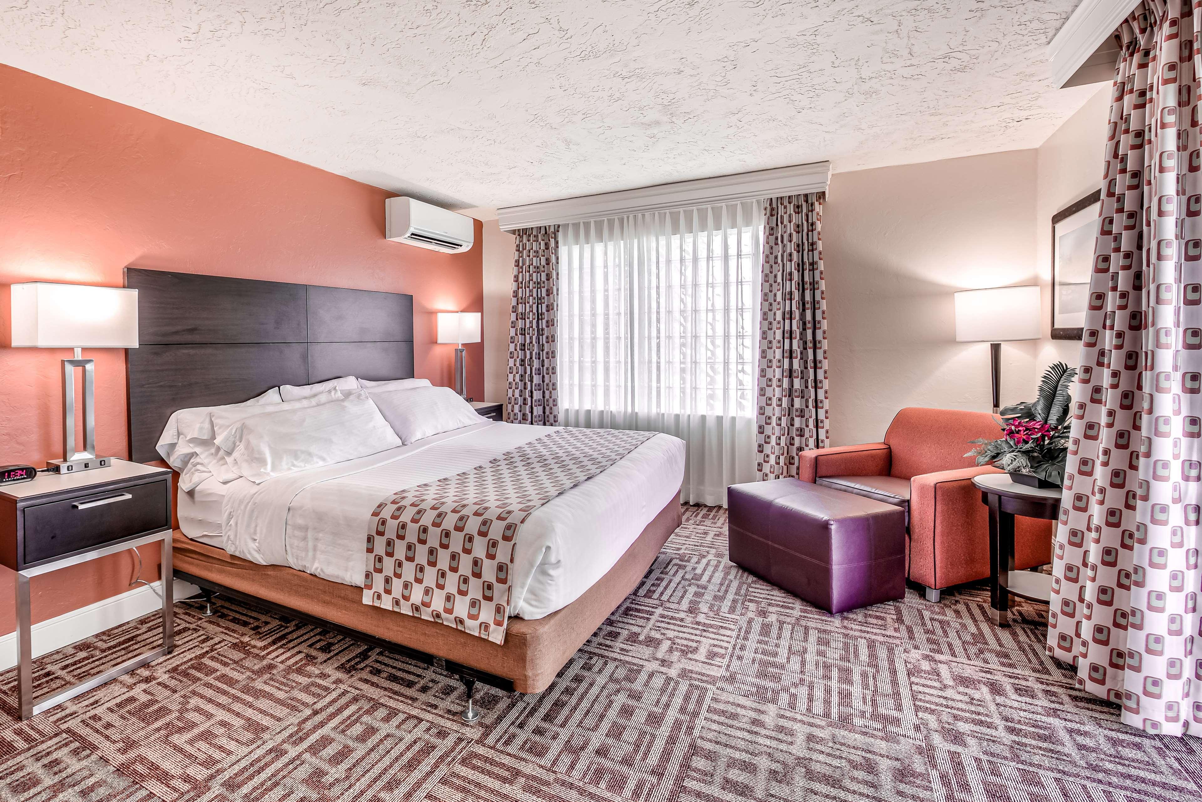 Double Accessible-two Queen Beds