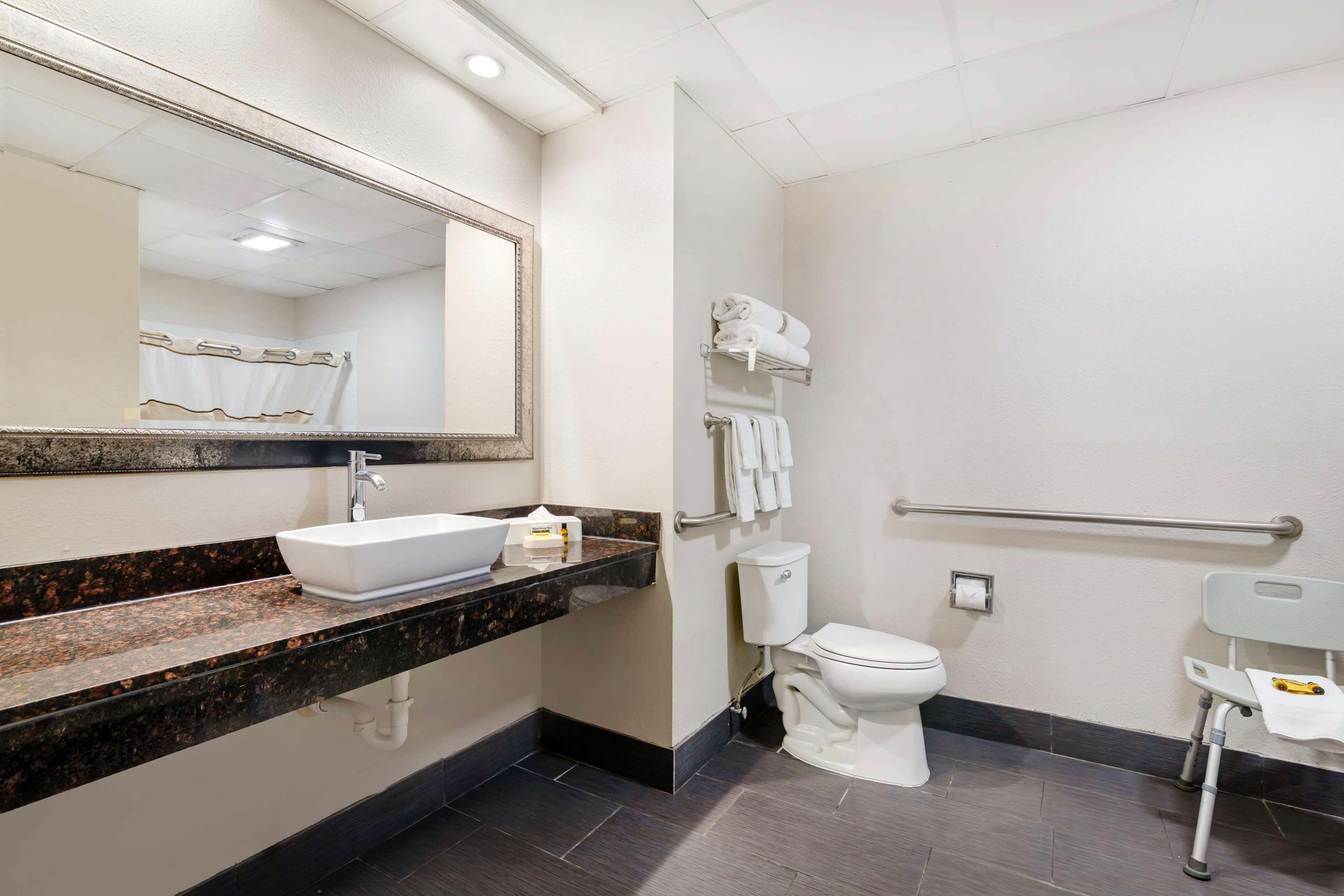 Suite Two Queen Beds