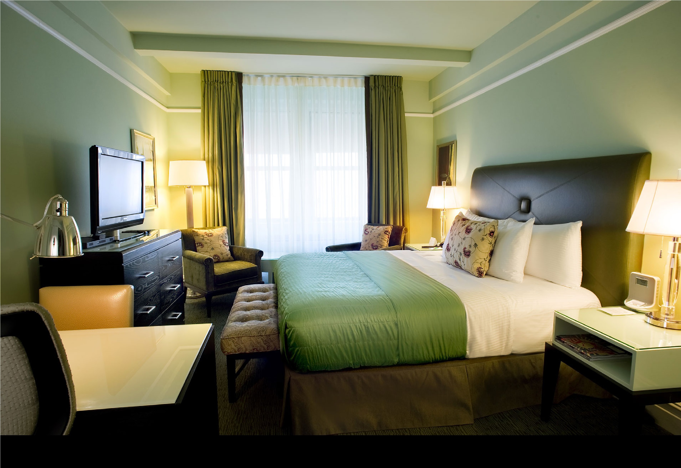 Double Deluxe King Bed