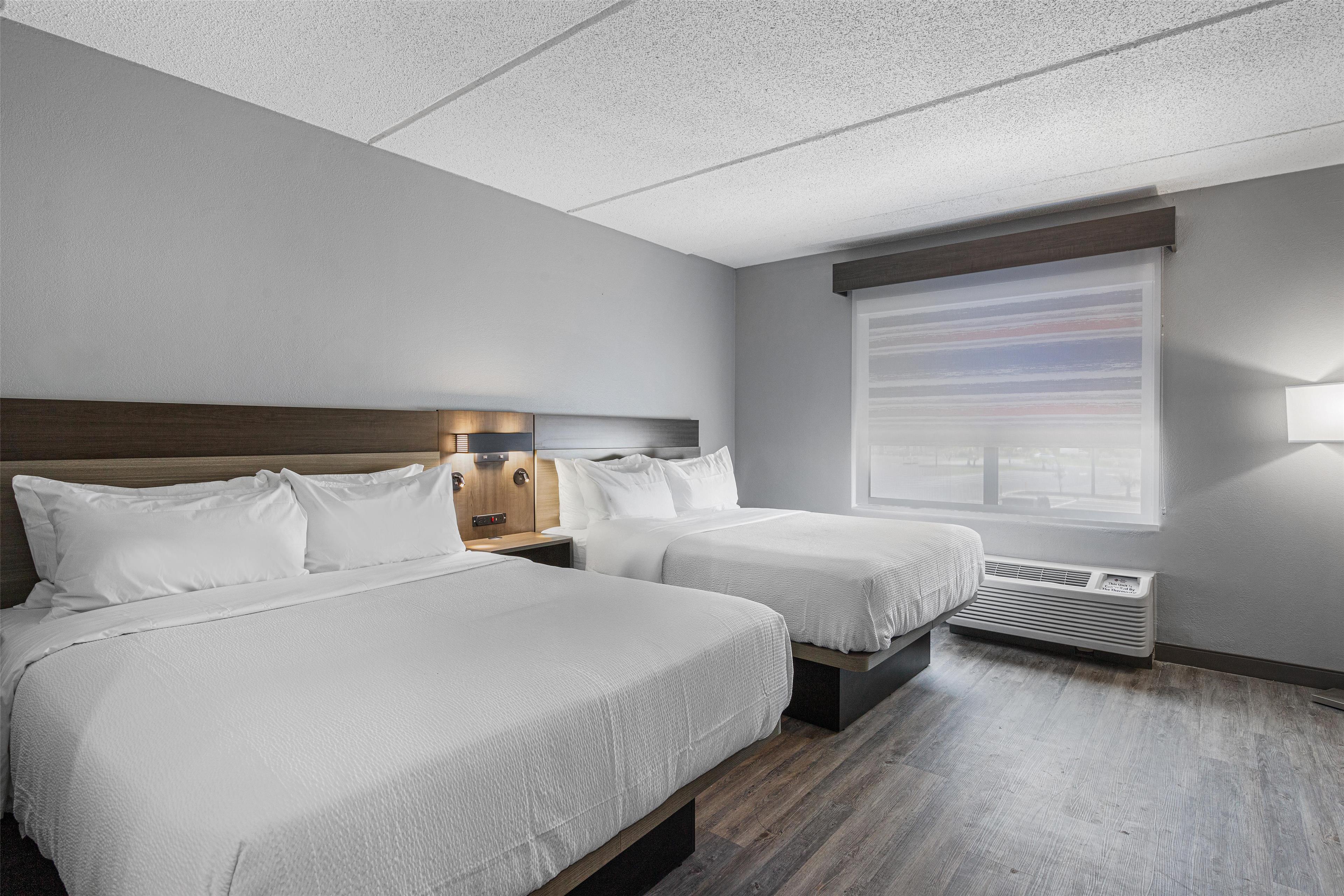 Suite Two Queen Beds