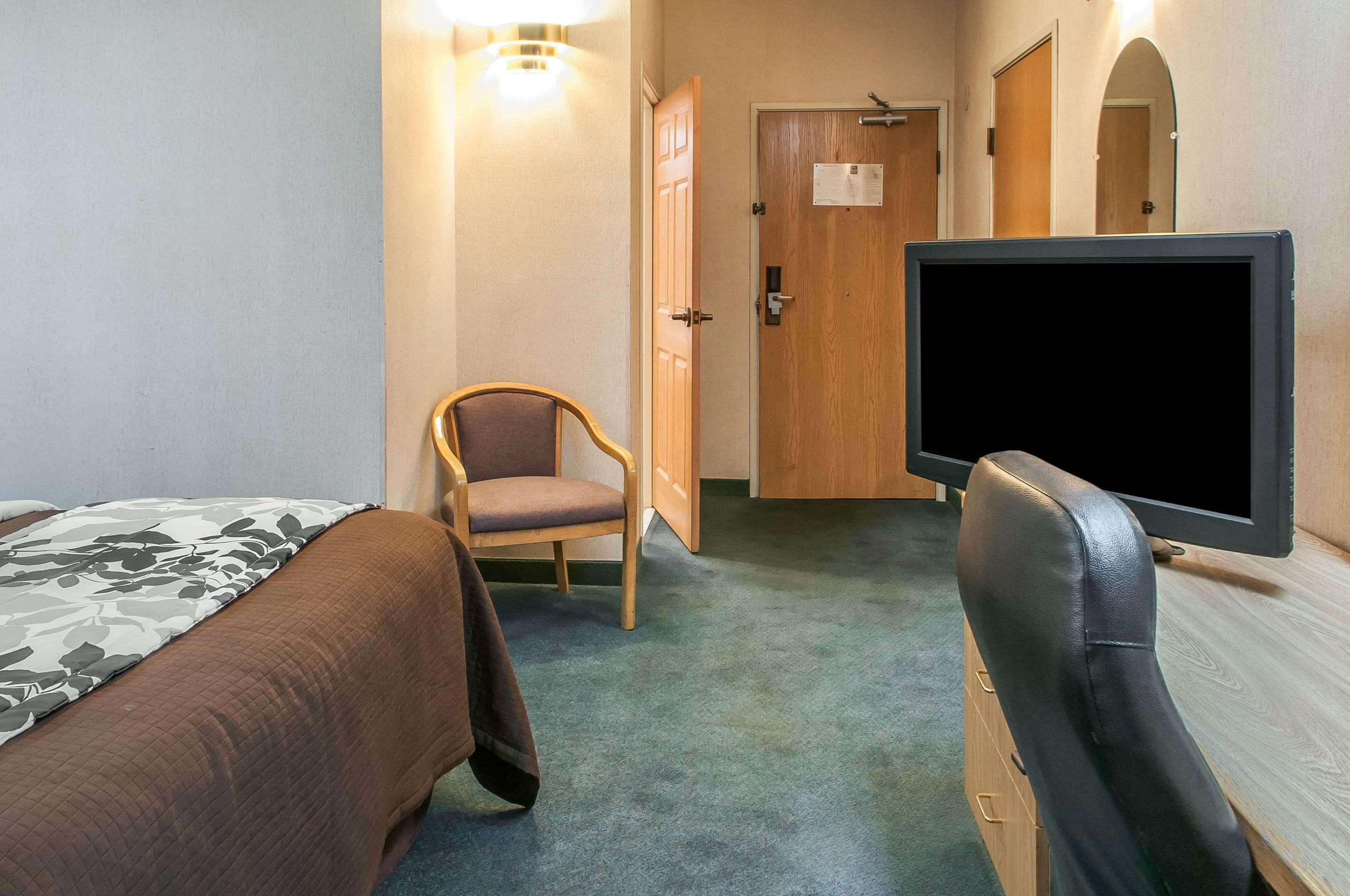 Double King Bed Non Smoking