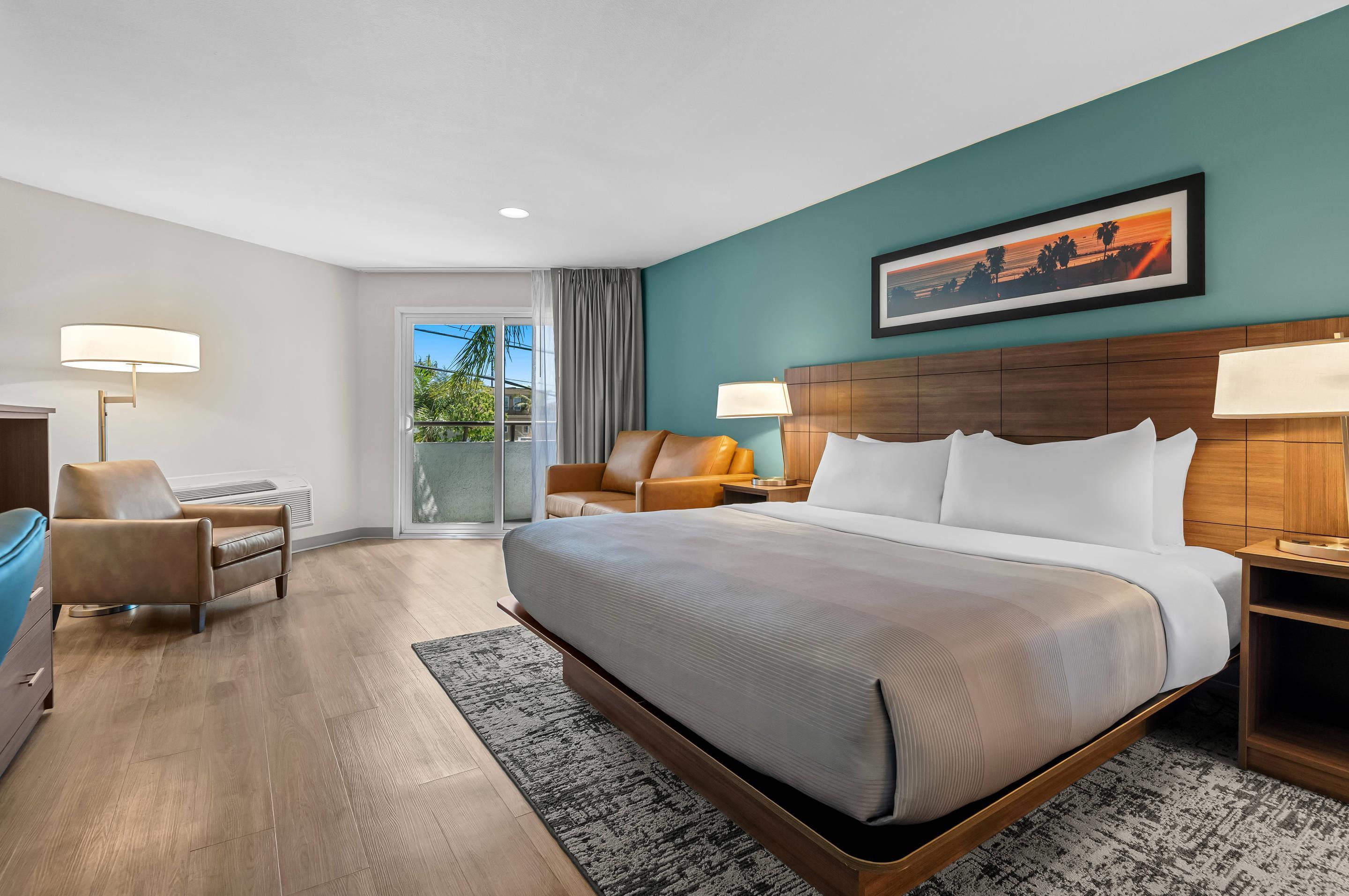 Room King Size Bed
