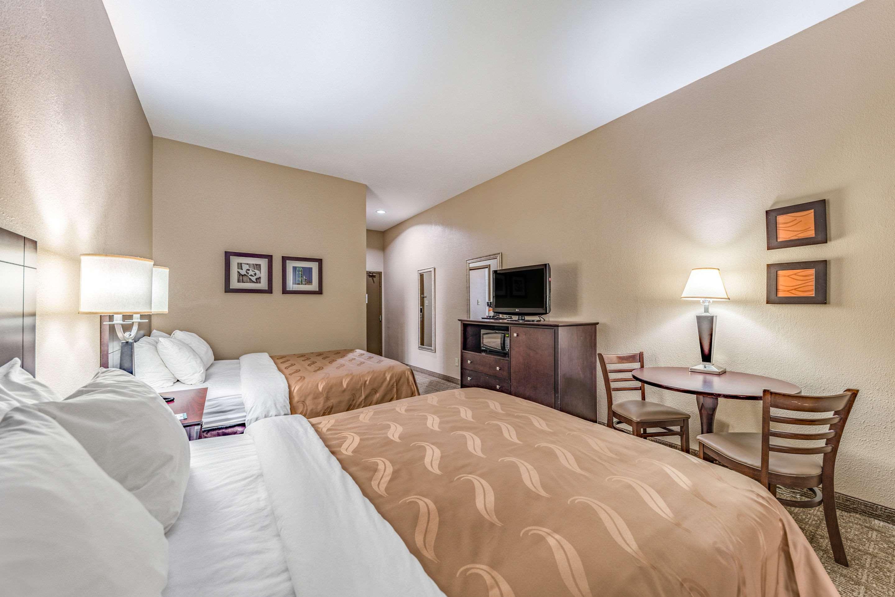 Quadruple Two Queen Beds