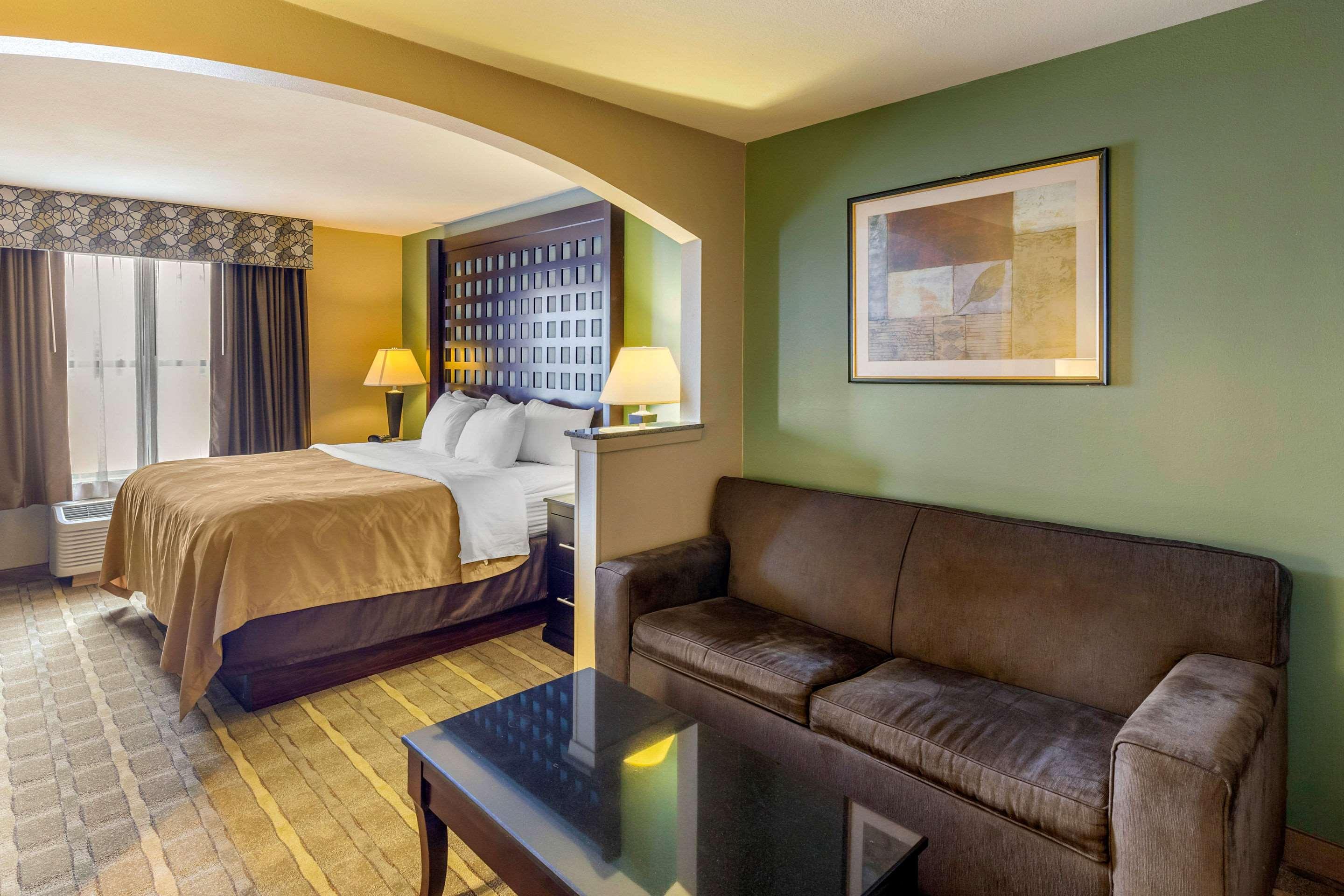 Suite King Bed Non Smoking