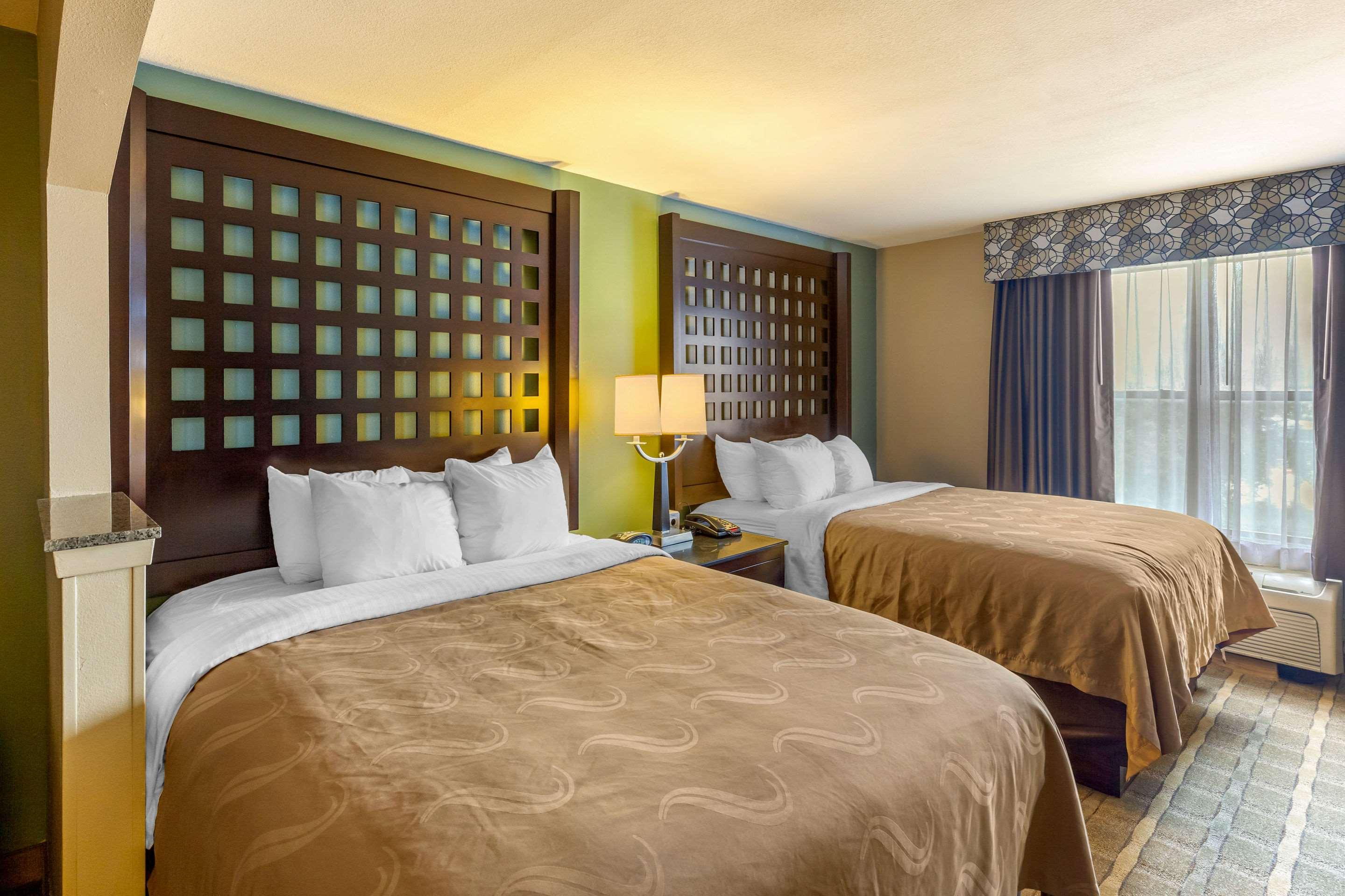 Suite Two Queen Beds Non Smoking