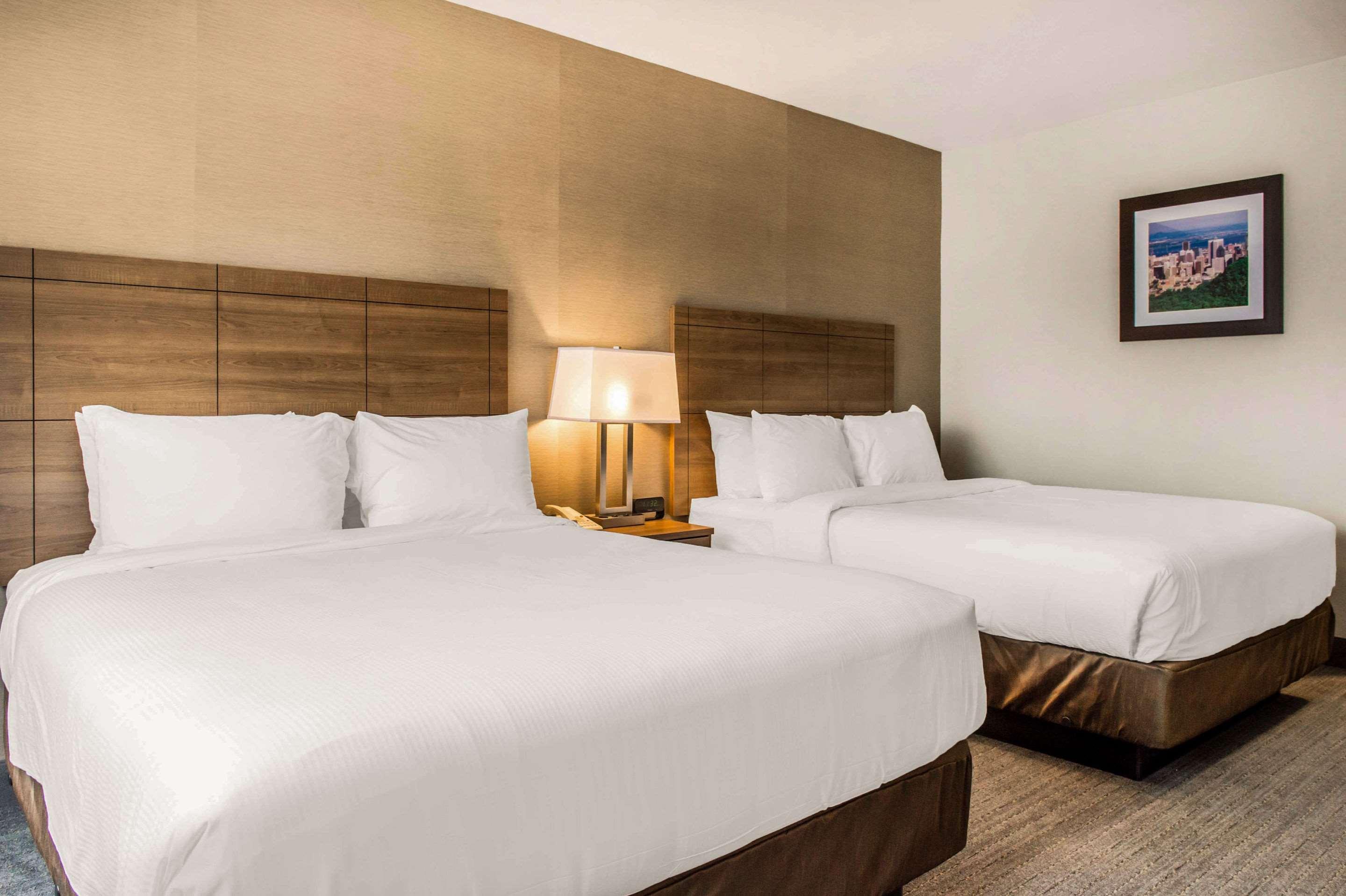 Double Two Double Beds Non Smoking