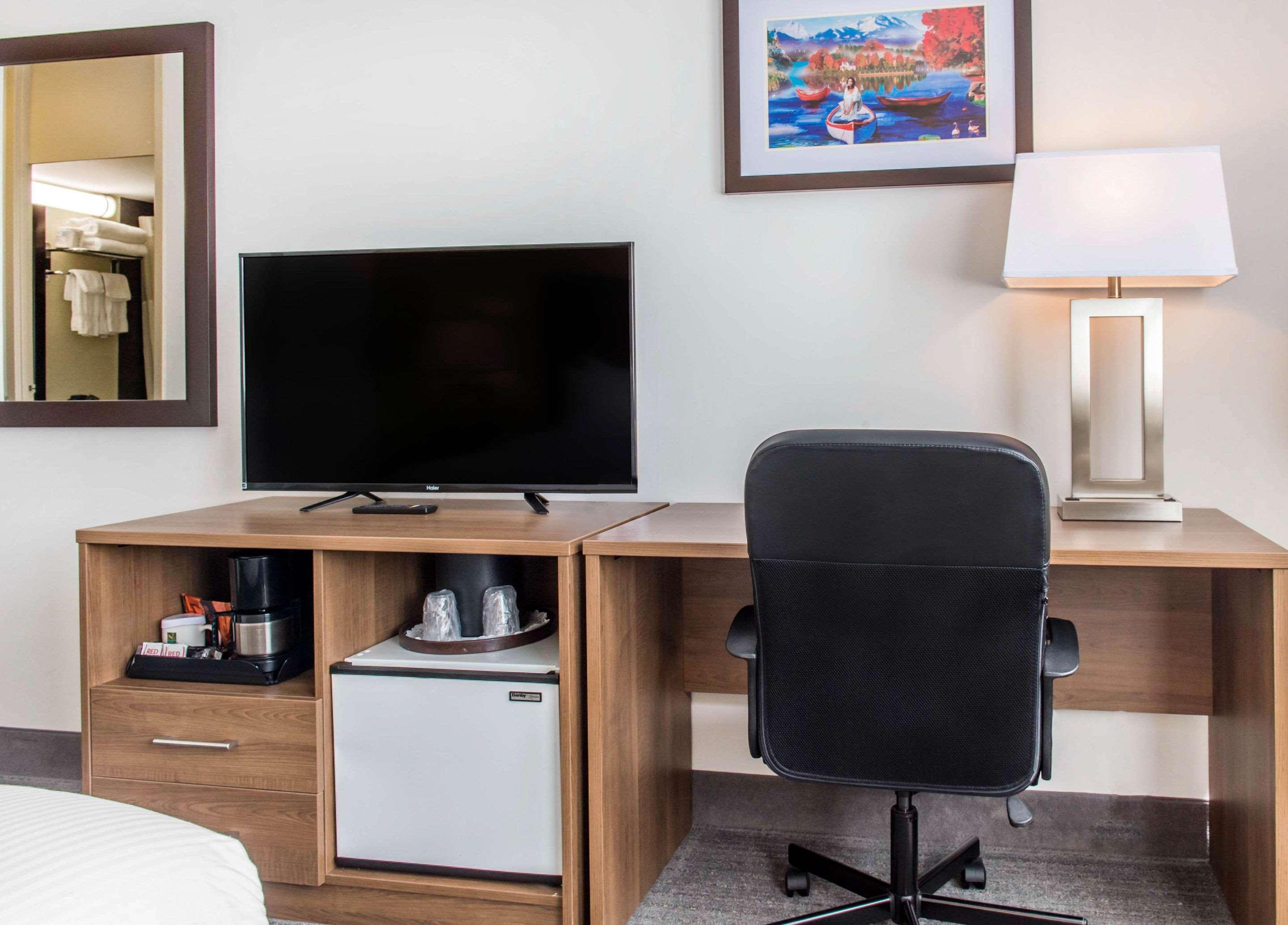 Double Two Double Beds Non Smoking