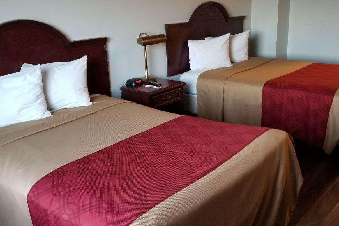 Room Two Double Beds Non Smoking