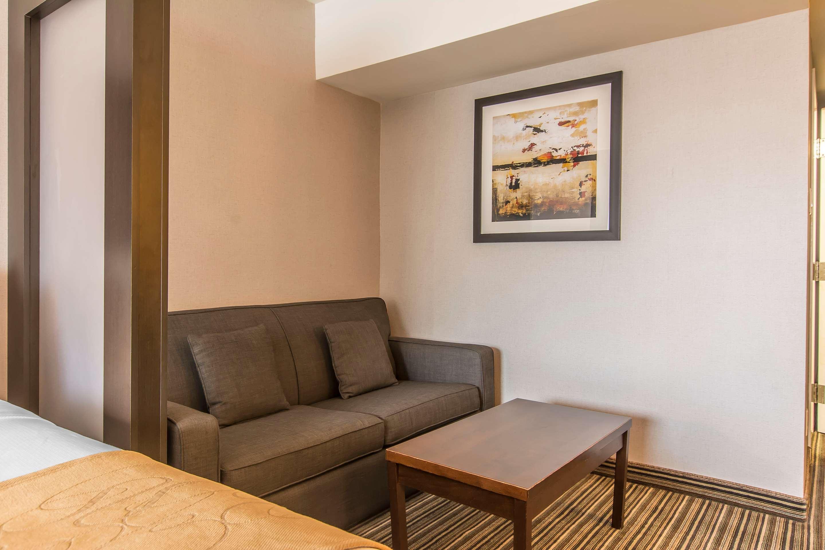 Double Two Queen Beds