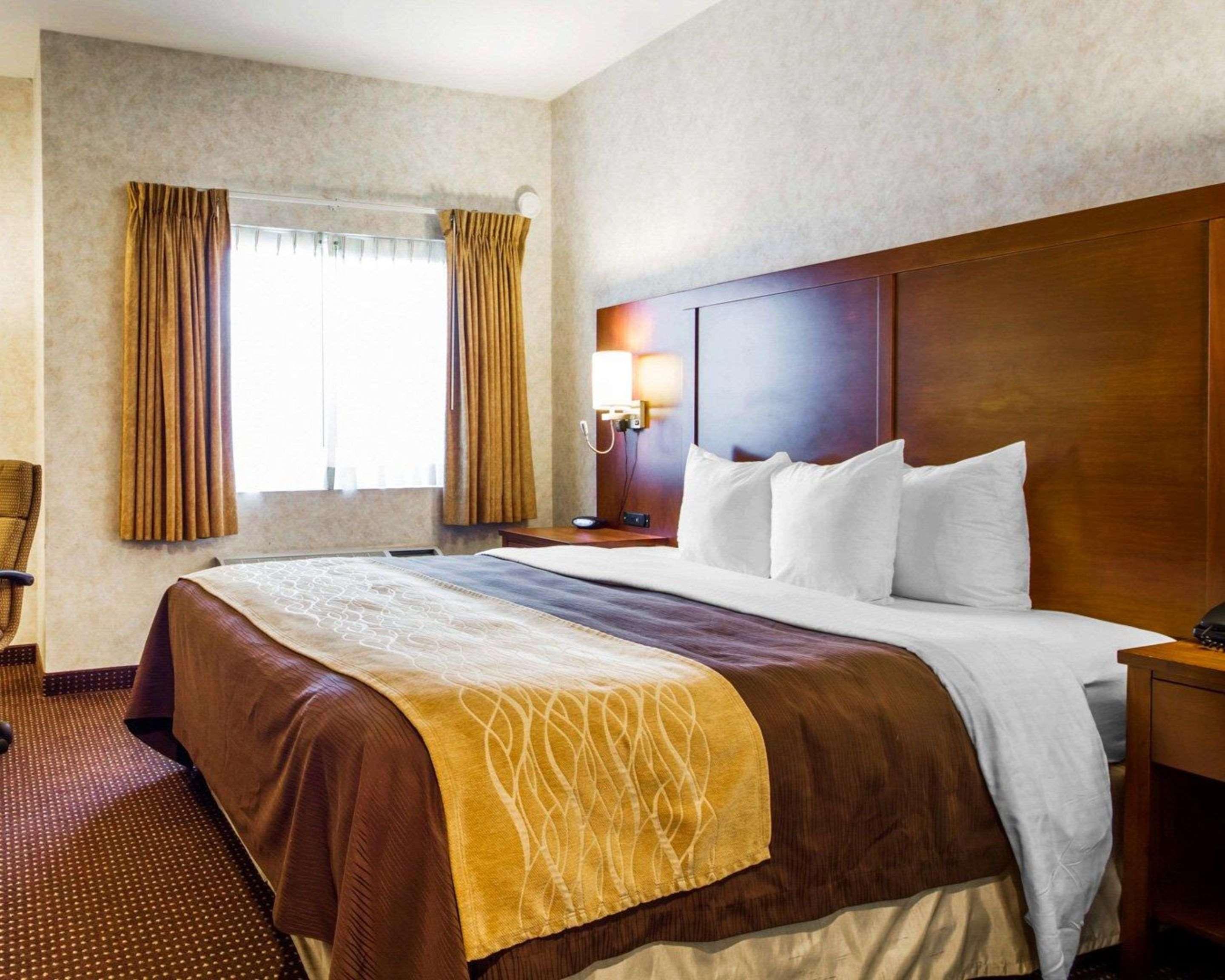 Double Two Queen Beds Non Smoking