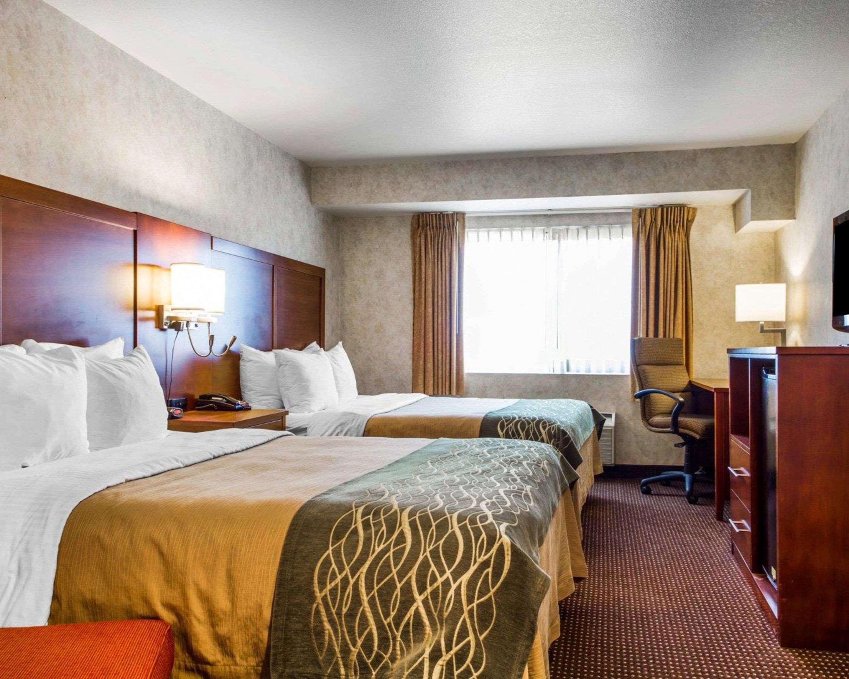 Double Two Queen Beds Non Smoking