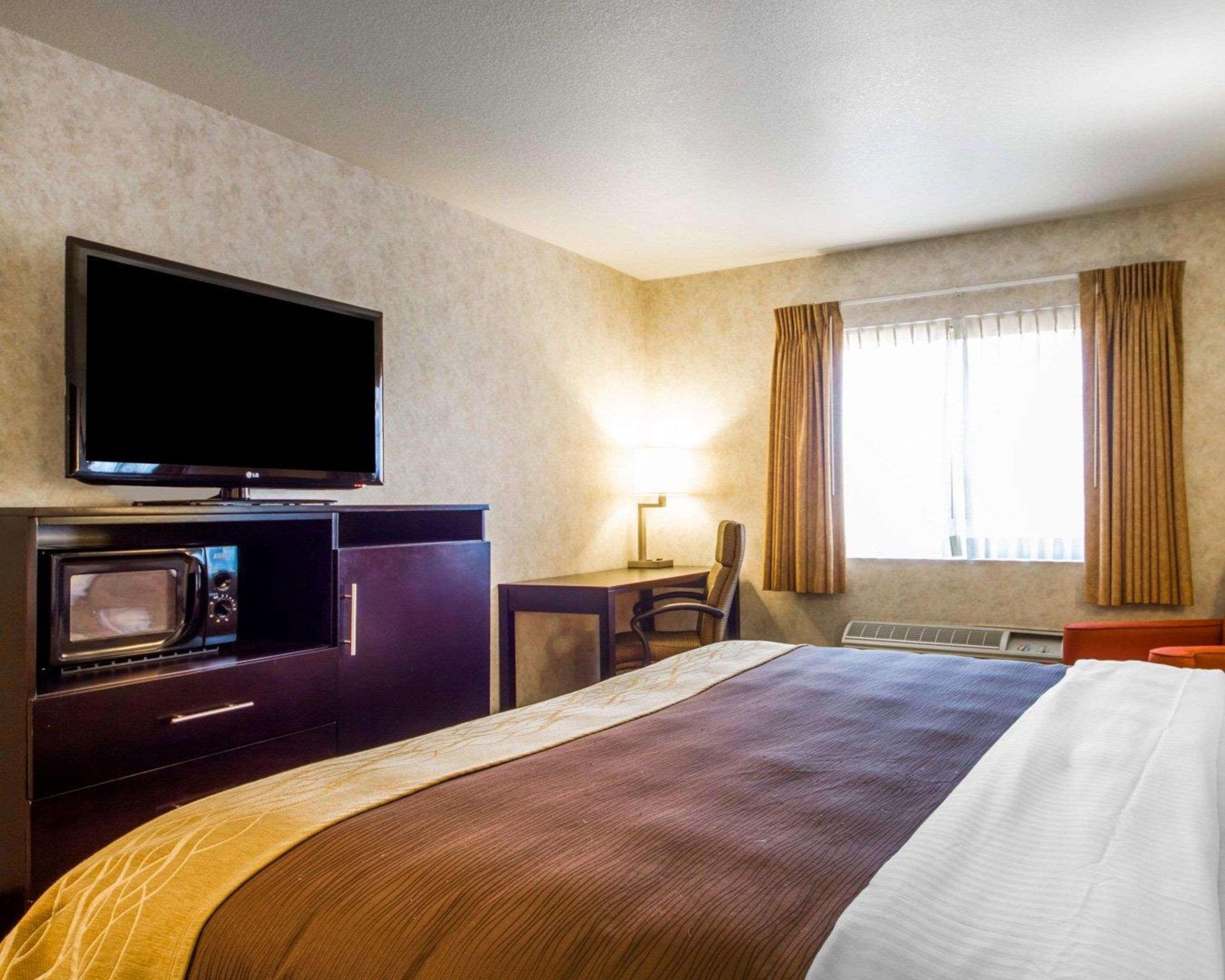 Double King Bed Non Smoking