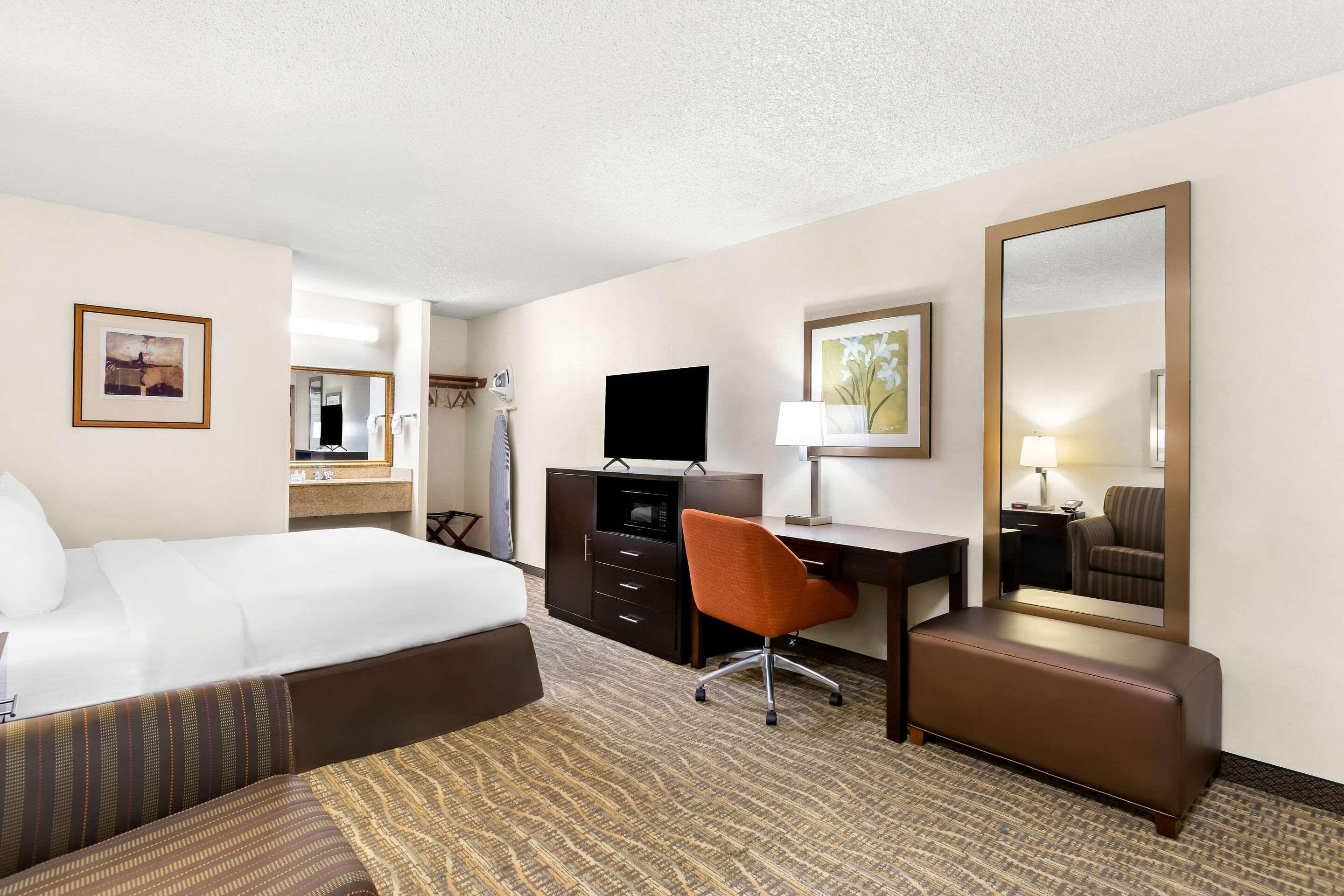 Double Queen Size Bed