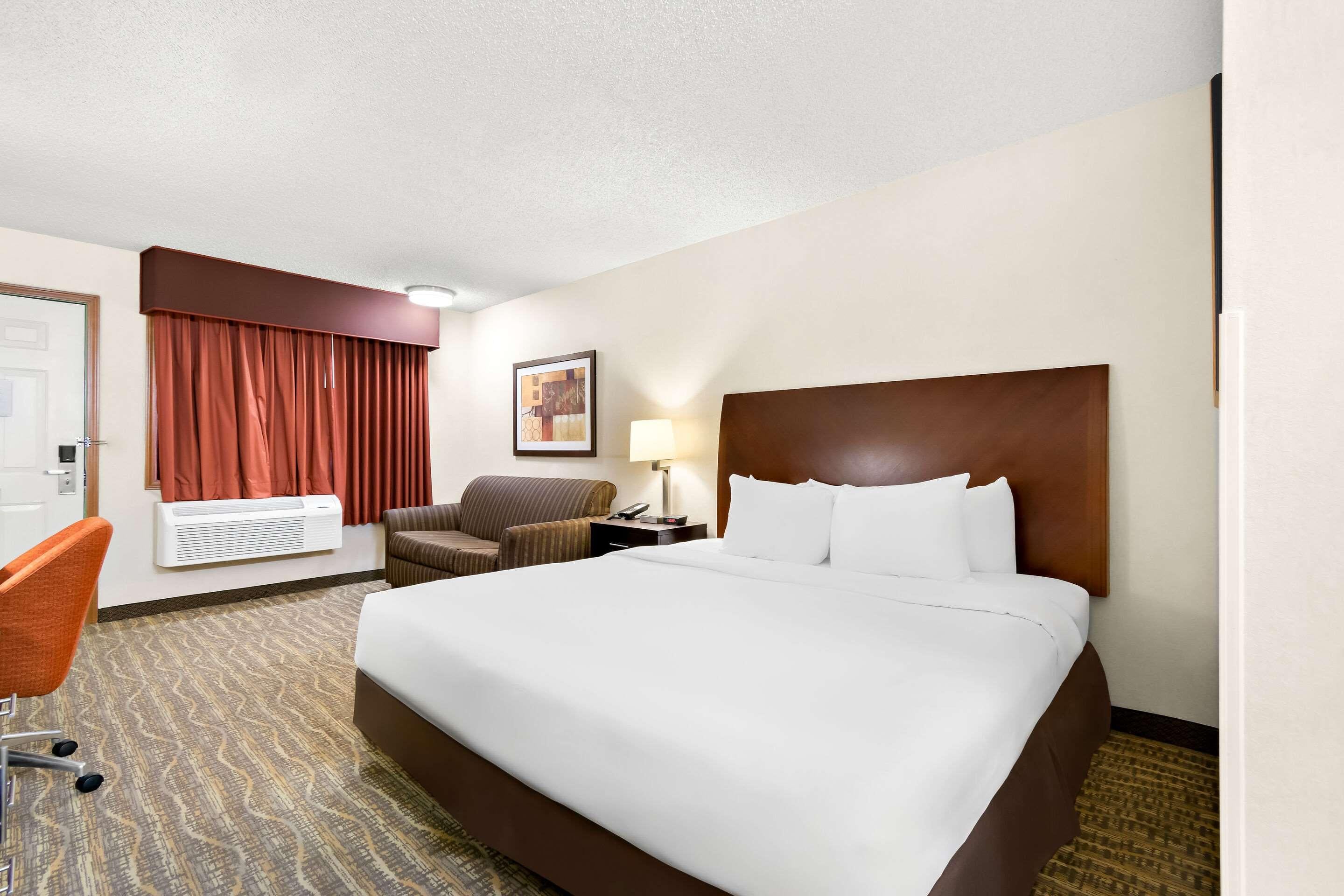 Double Queen Size Bed