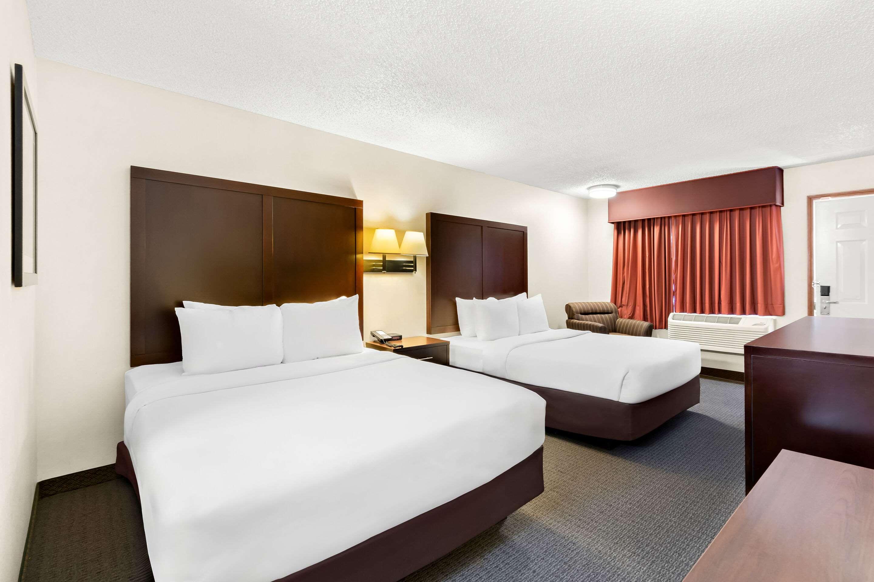 Double Two Queen Beds Non Smoking
