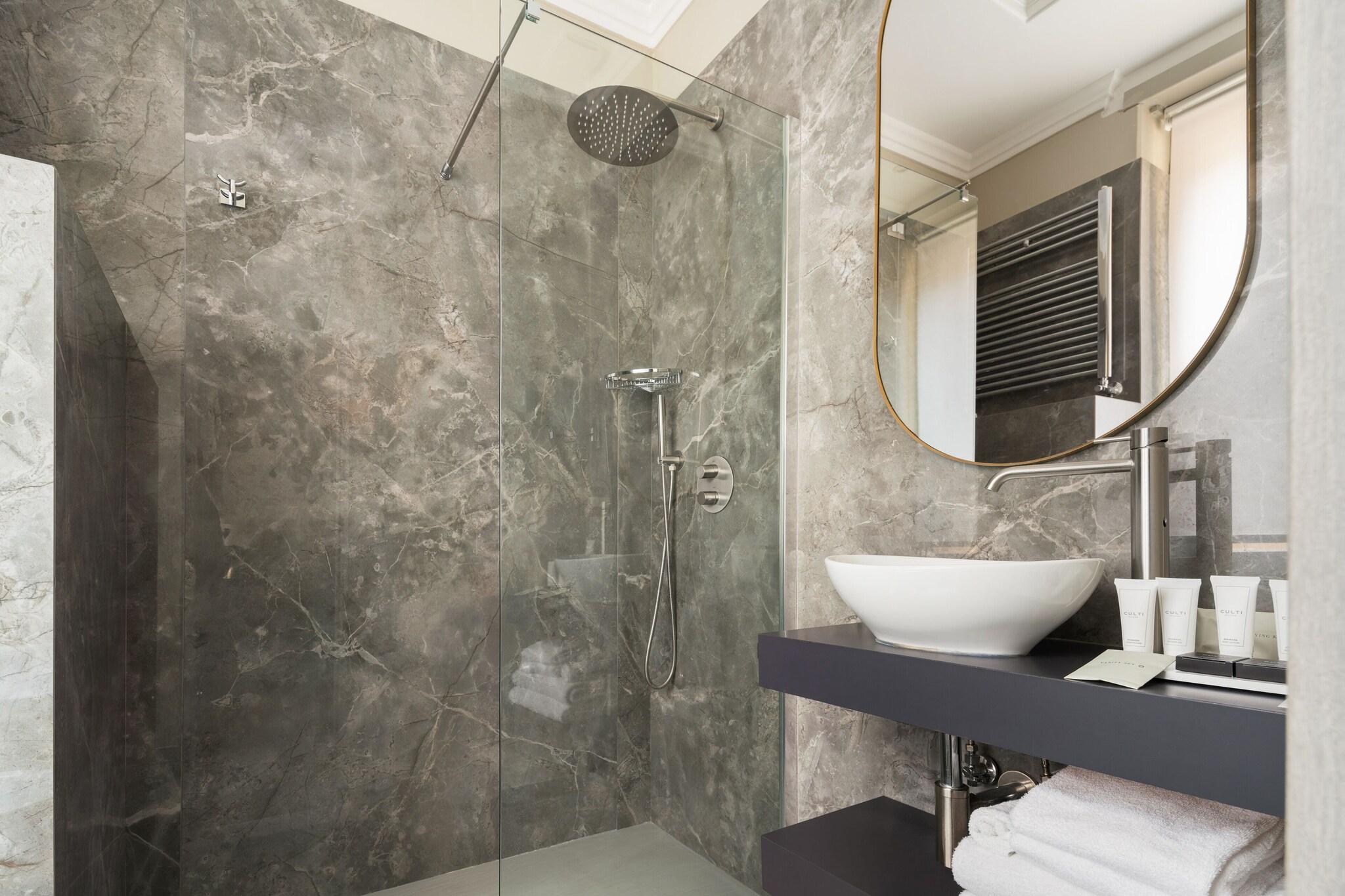 Double Classic King Bed