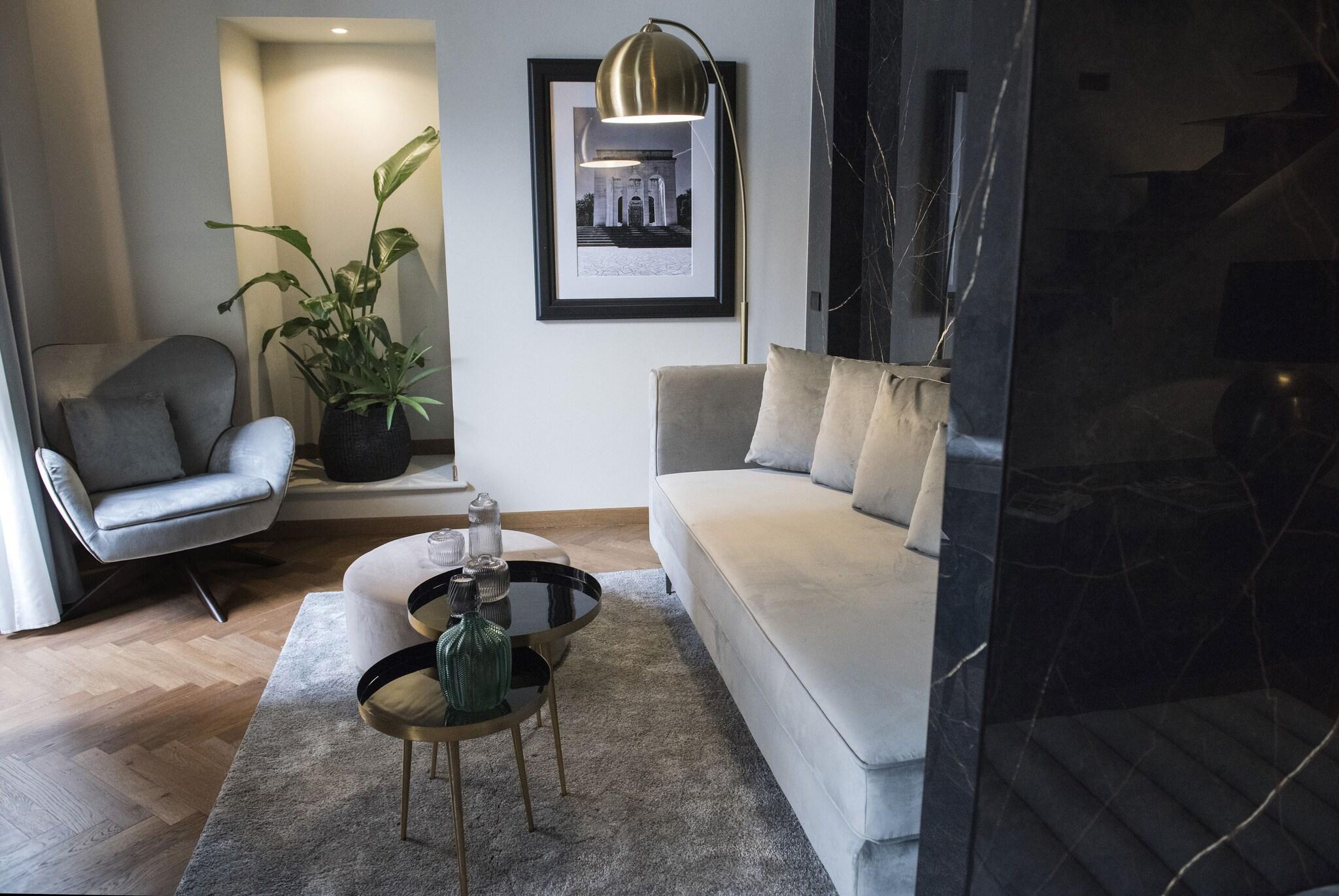 Double Classic King Bed