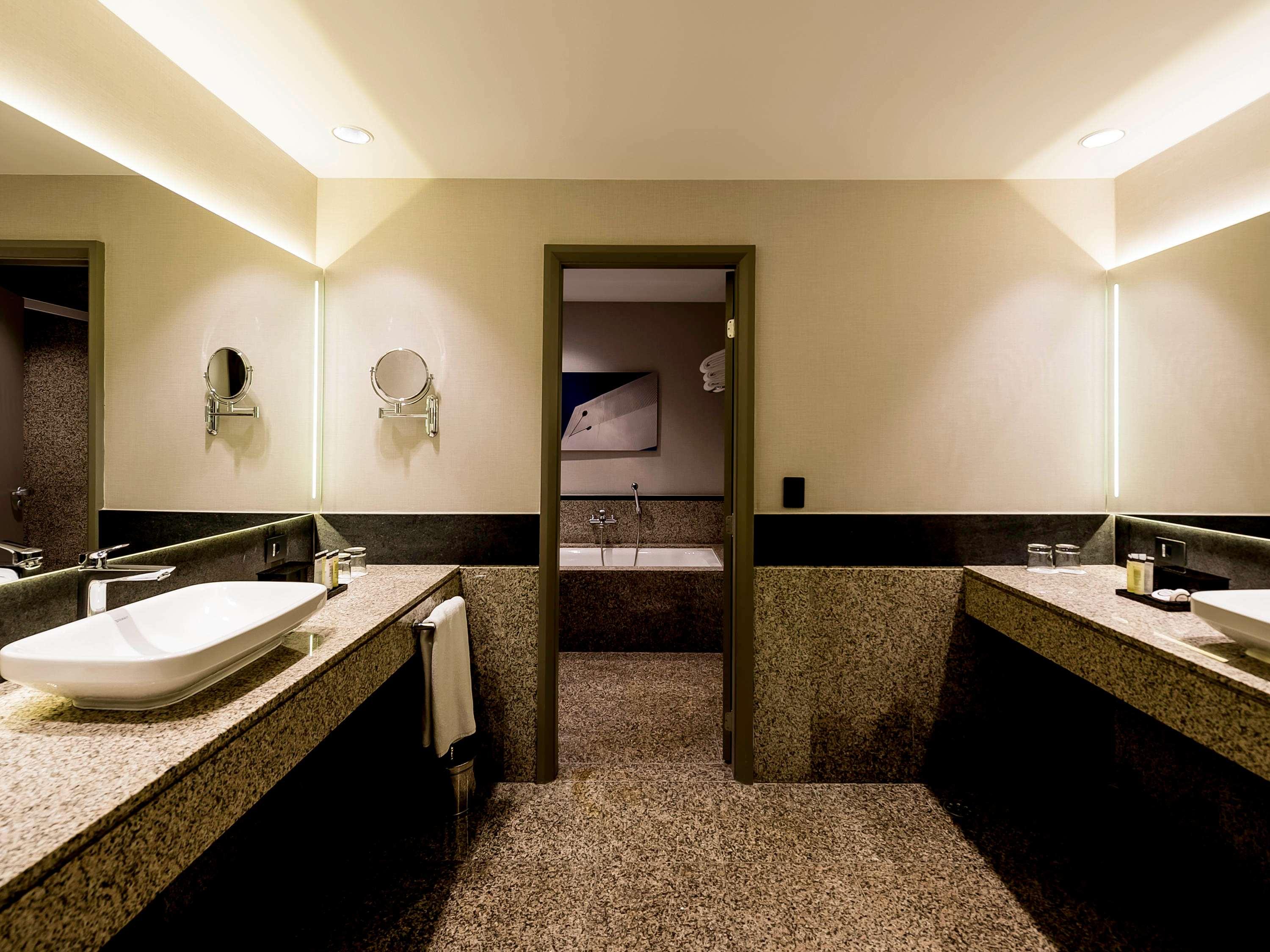 Suite Executive King Bed