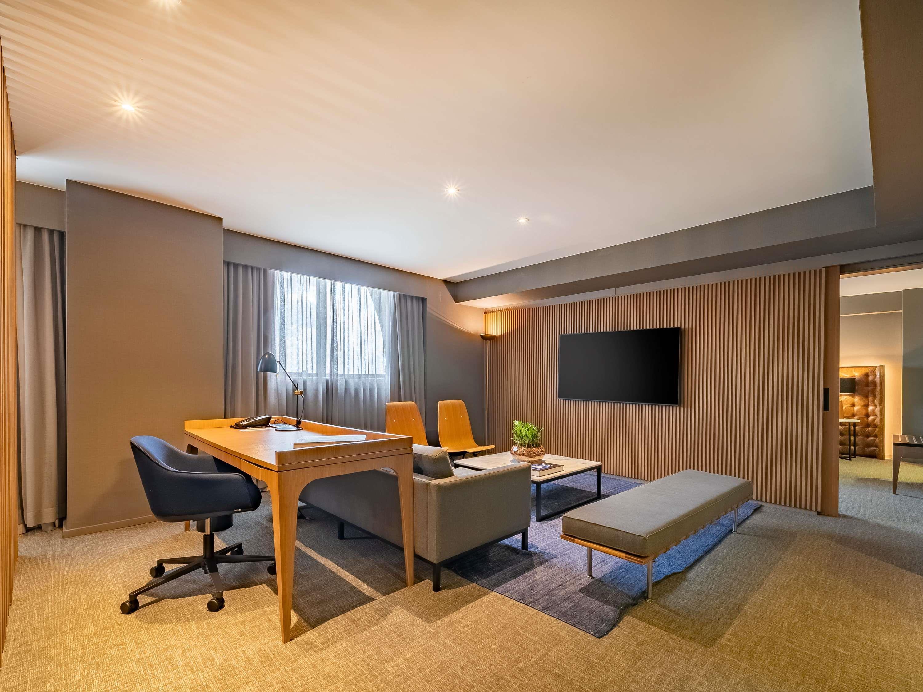 Suite Executive King Bed