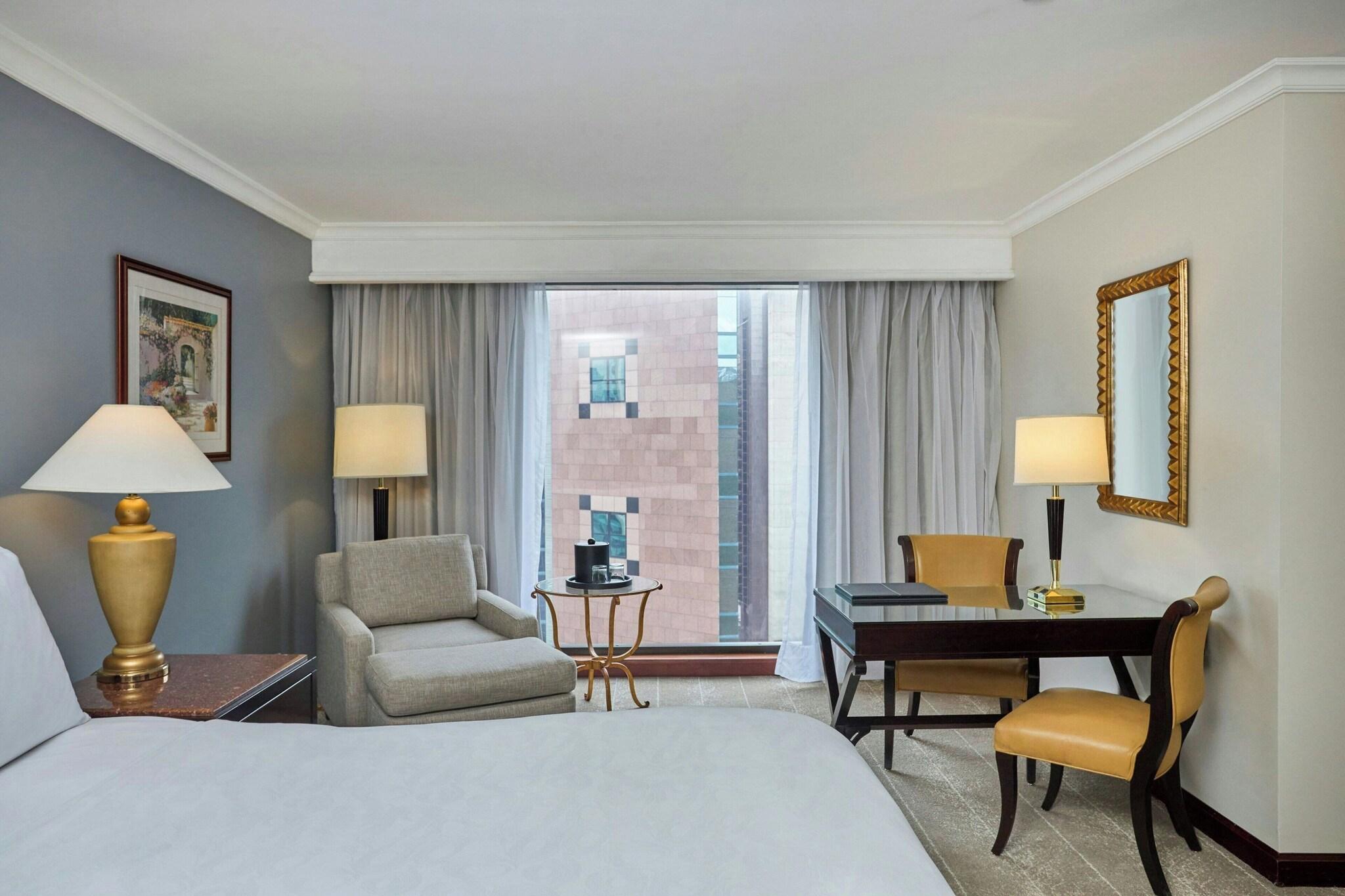 Double City View King Bed