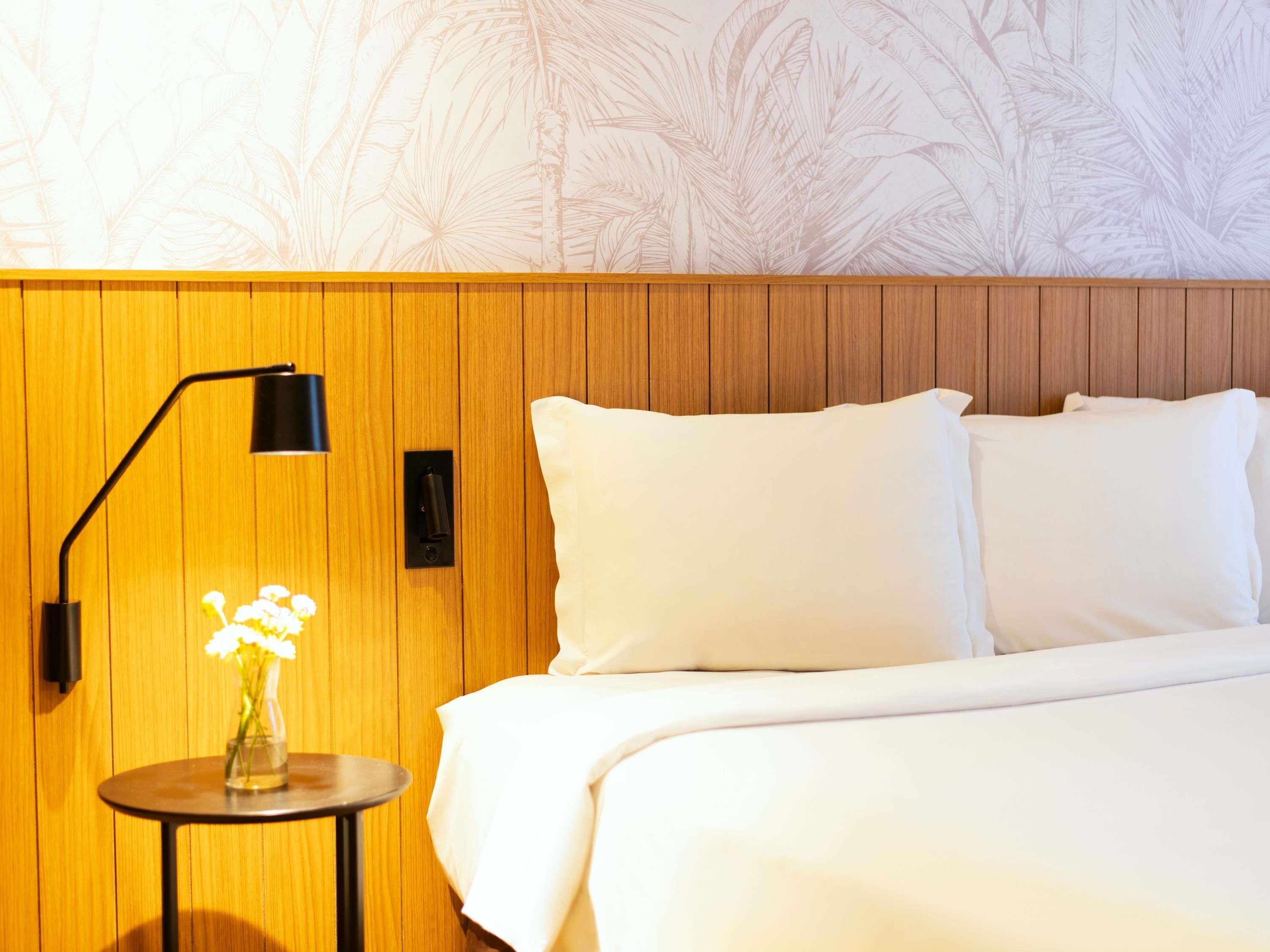 Double Deluxe King Bed