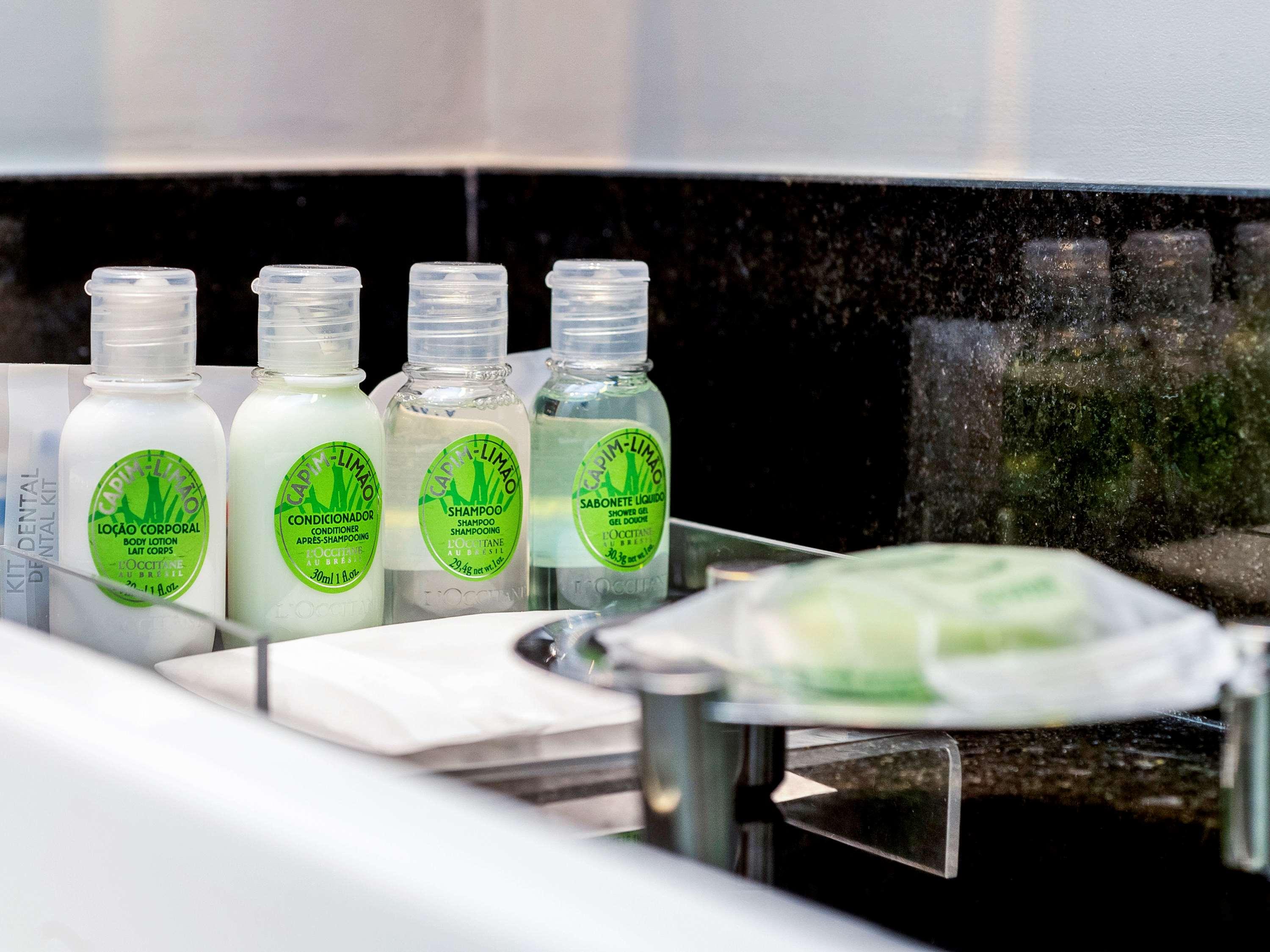 Double Executive Queen Bed