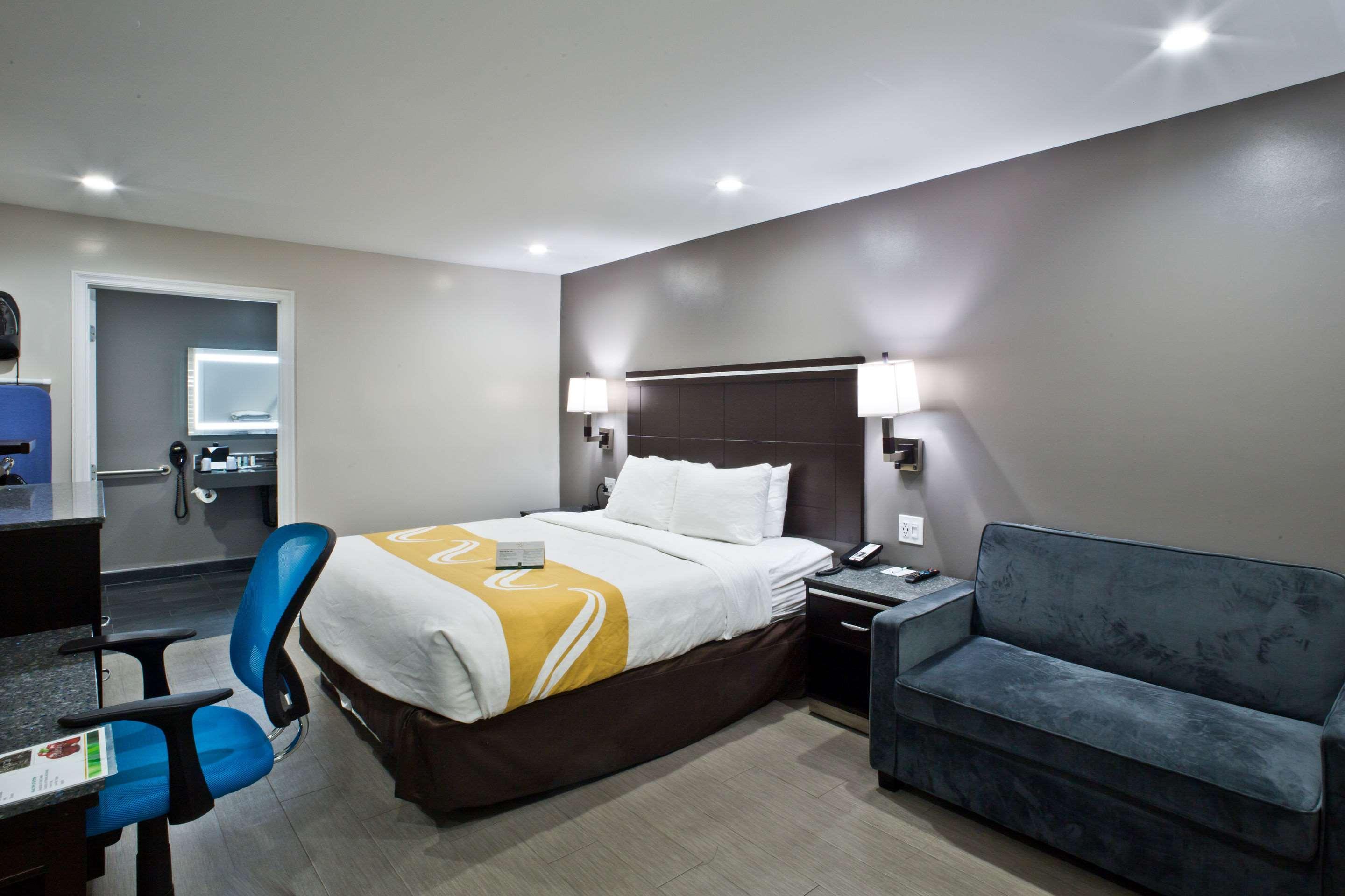 Double Accessible King Size Bed